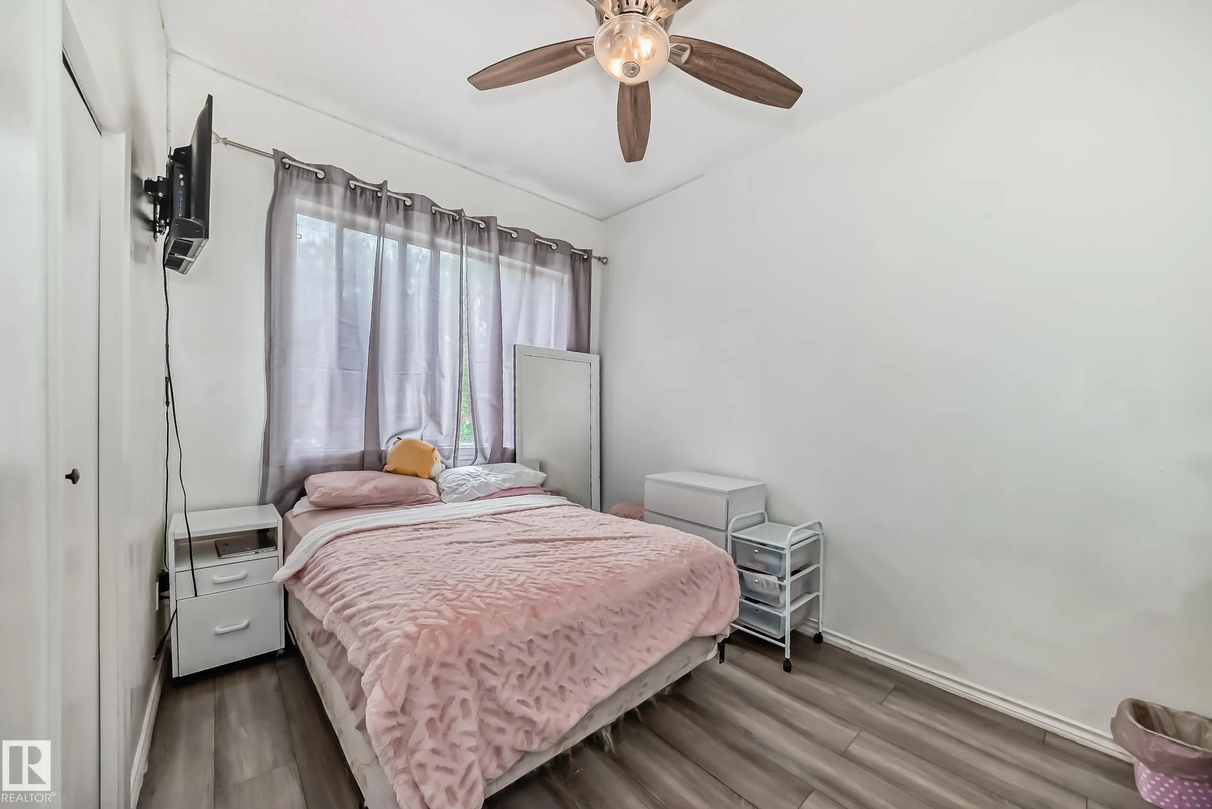 13111 65 Street
