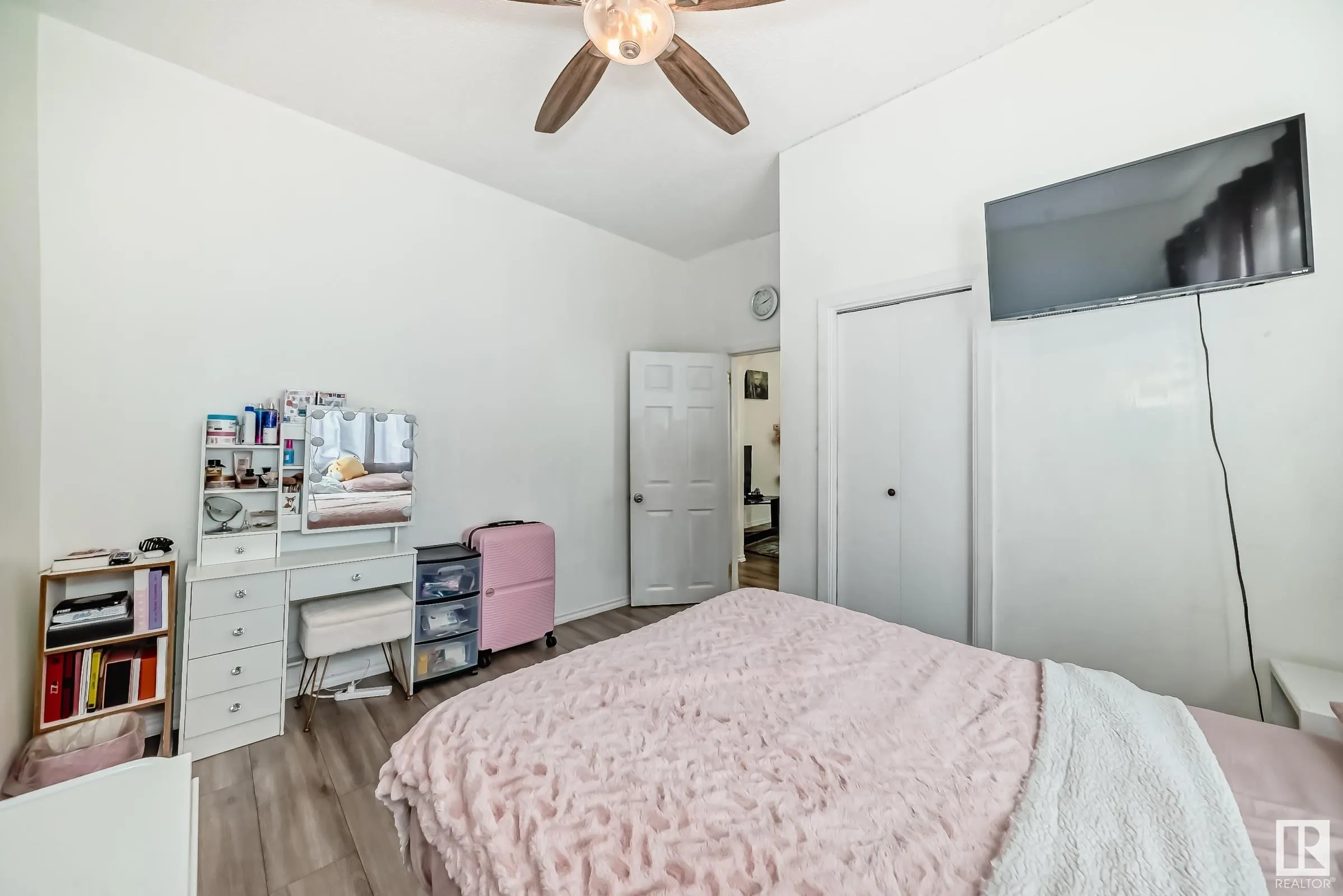 13111 65 Street