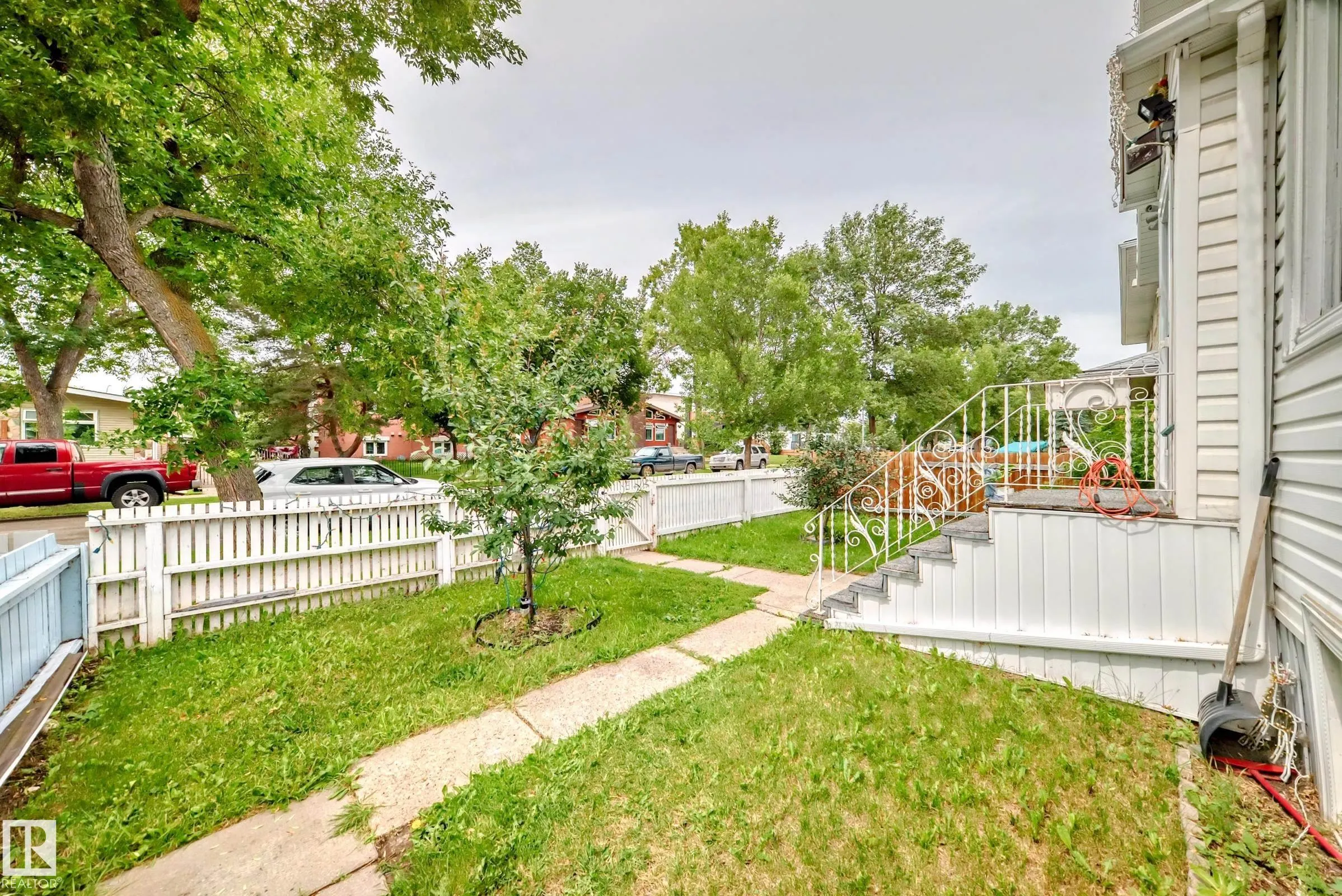 13111 65 Street