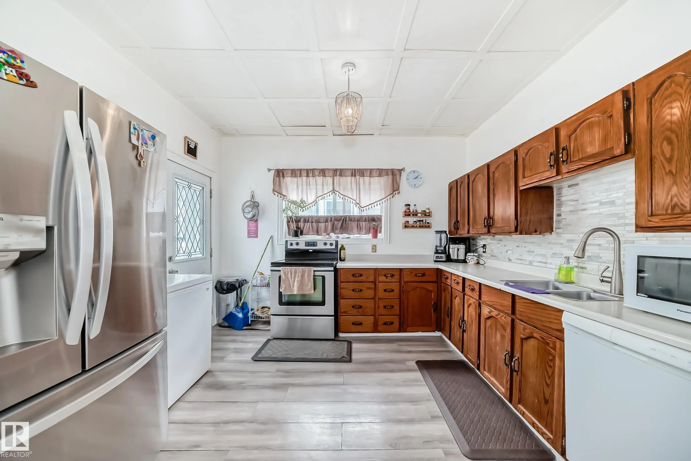 13111 65 Street