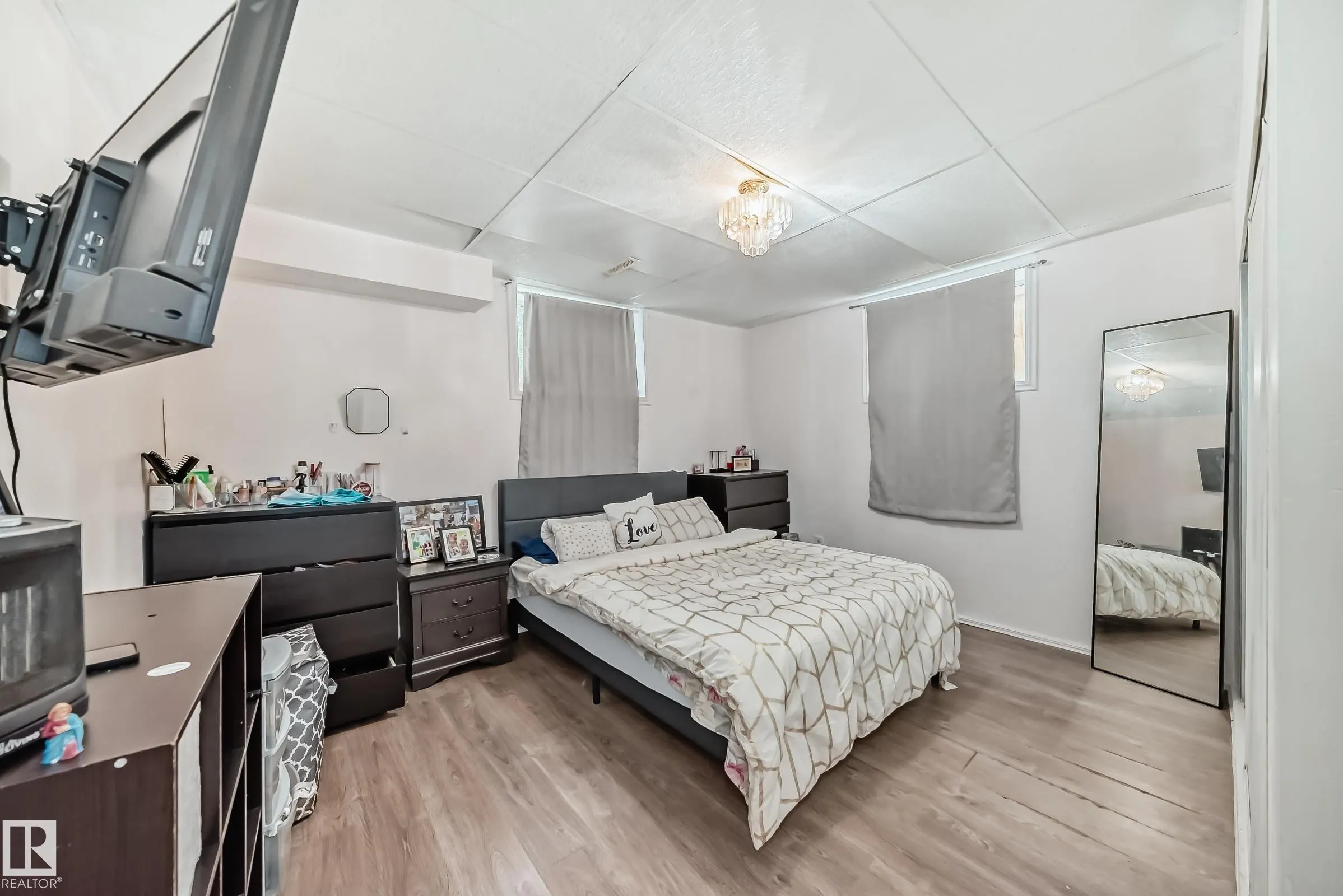 13111 65 Street