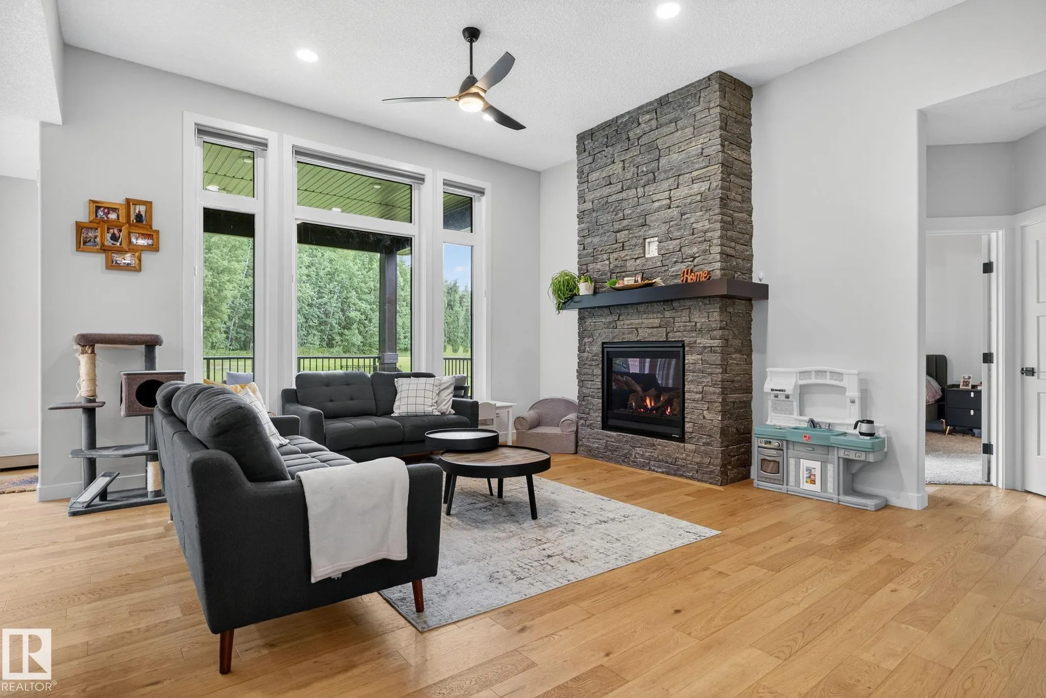 2027 JUNIPER Lane