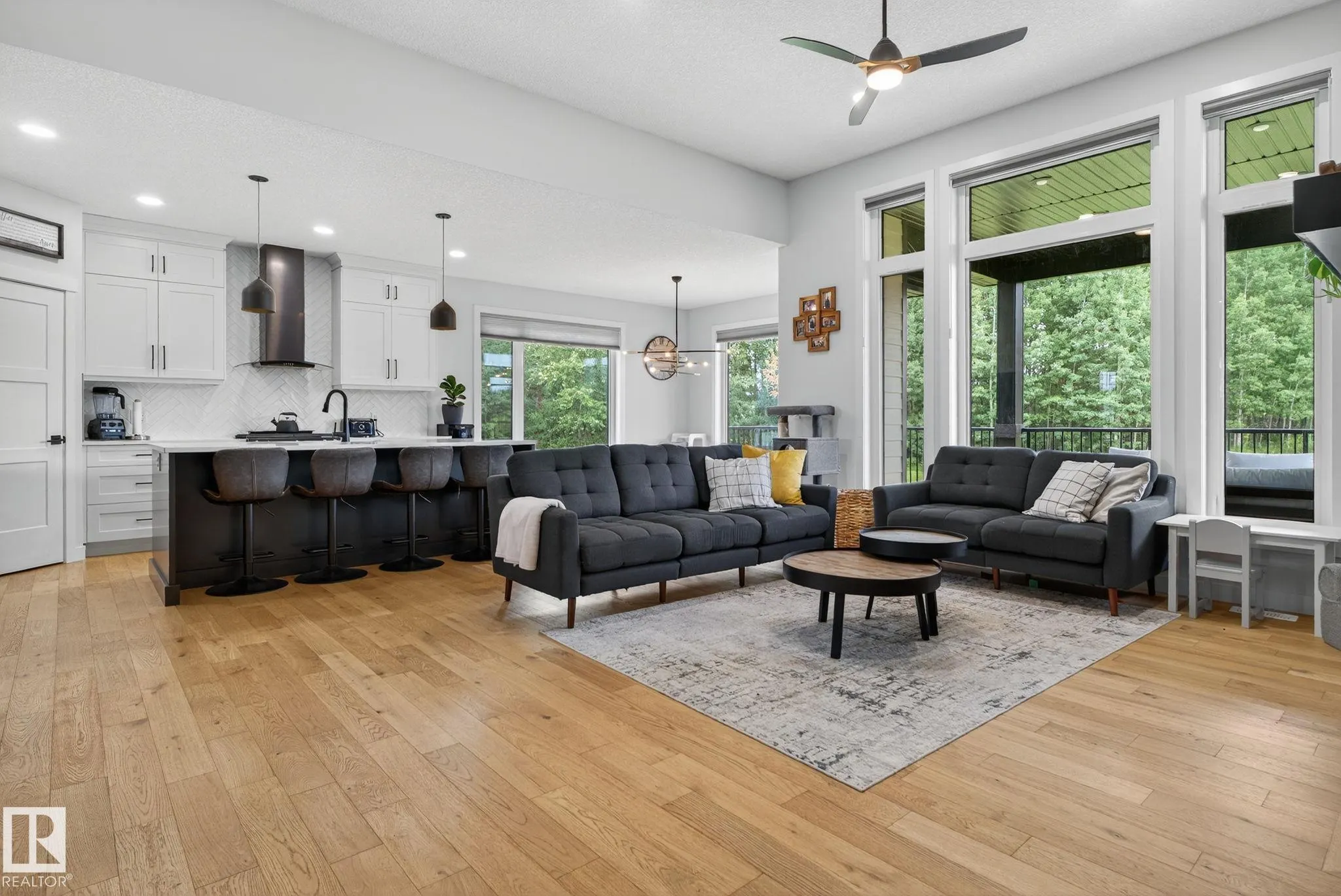 2027 JUNIPER Lane