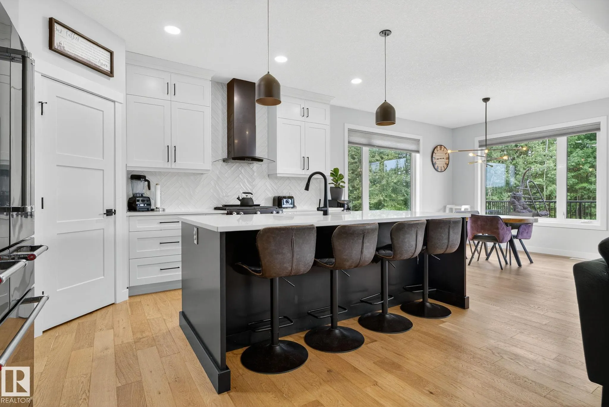 2027 JUNIPER Lane
