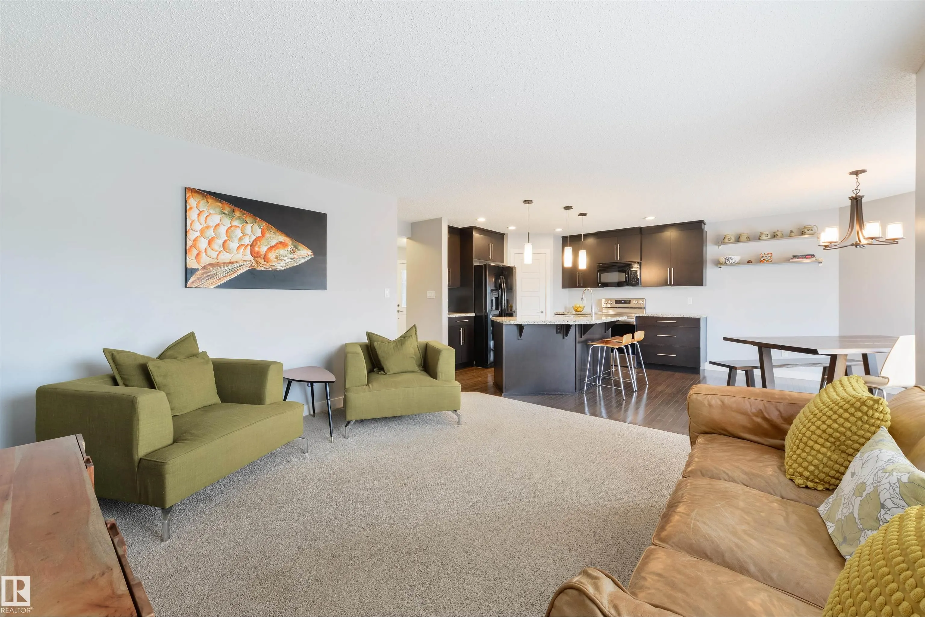 120 RUE MADELENE