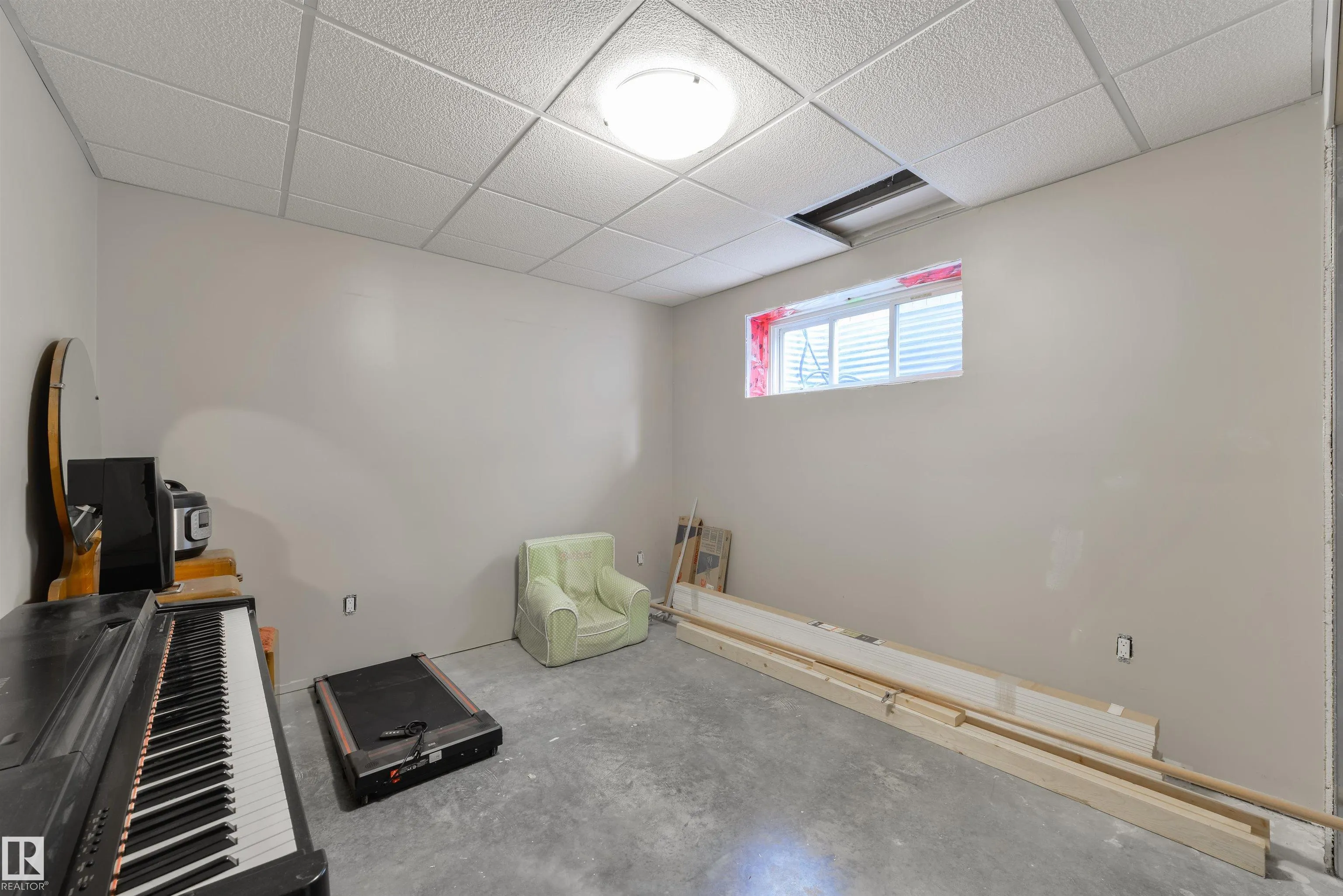 120 RUE MADELENE