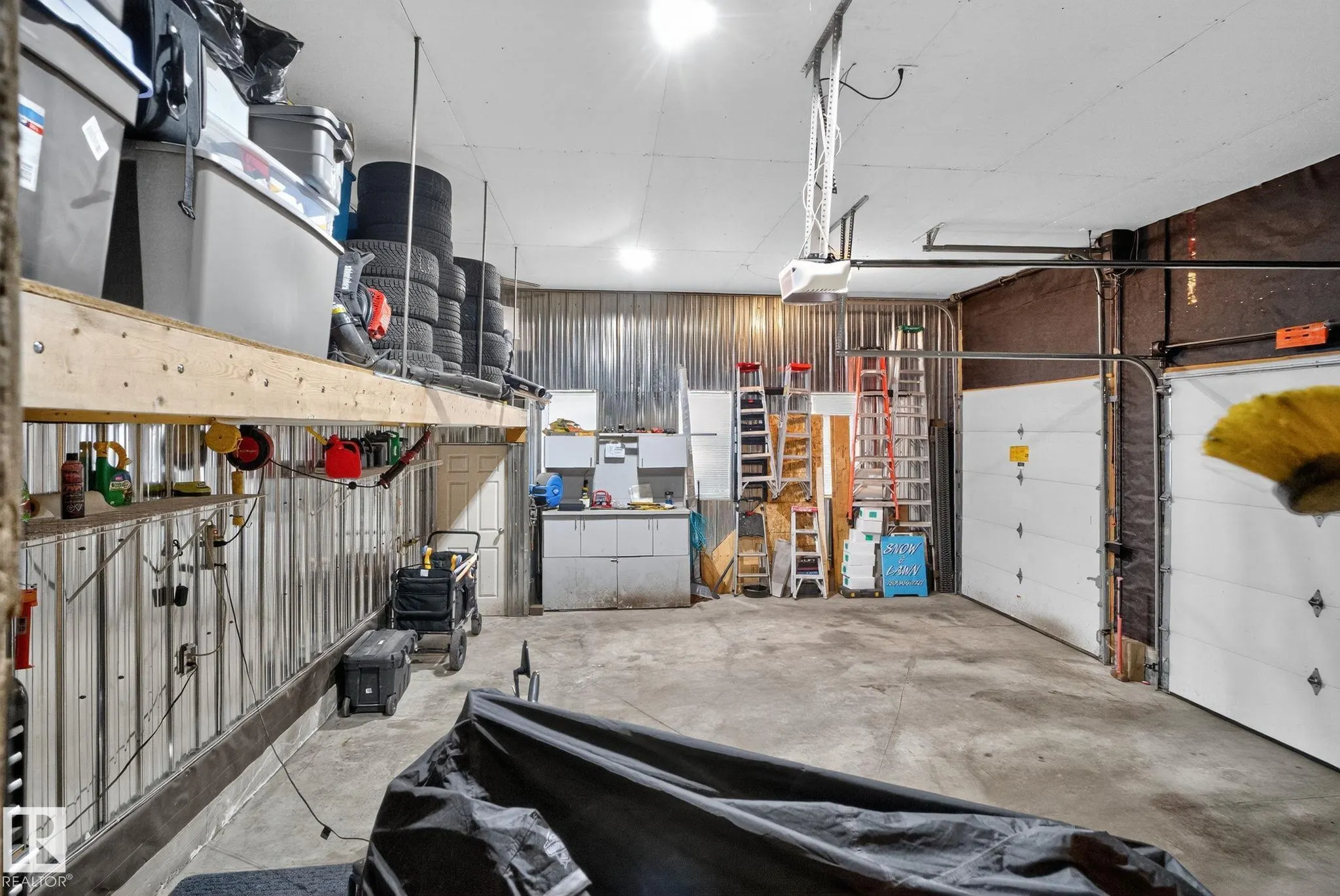 11003 177 Avenue