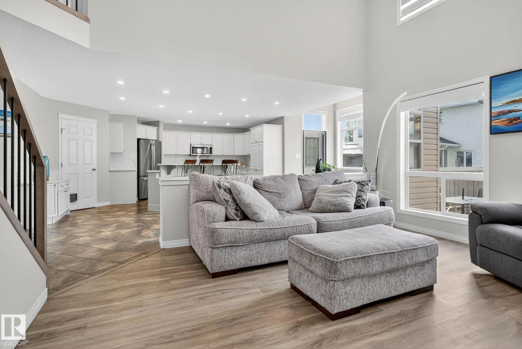 11003 177 Avenue