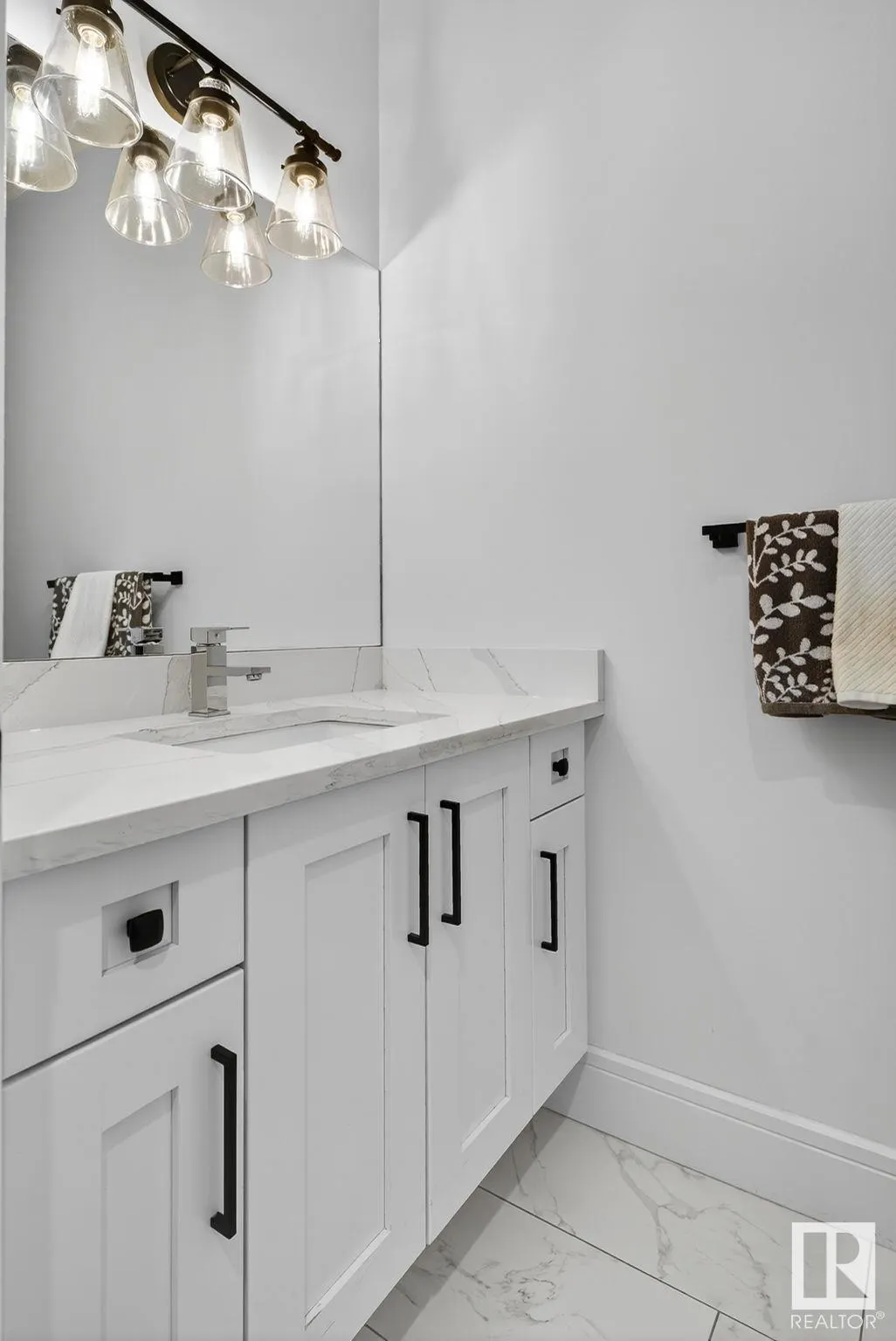 1750 TANAGER Close