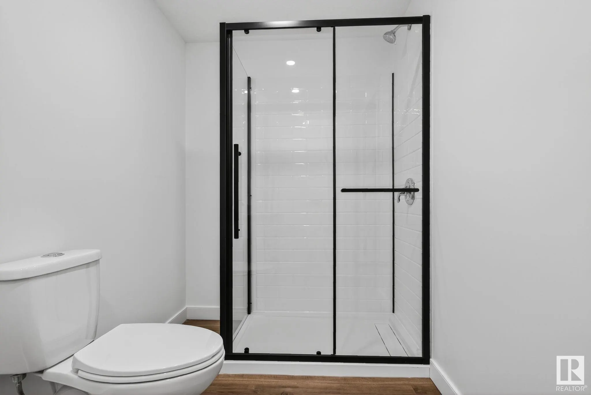 1750 TANAGER Close