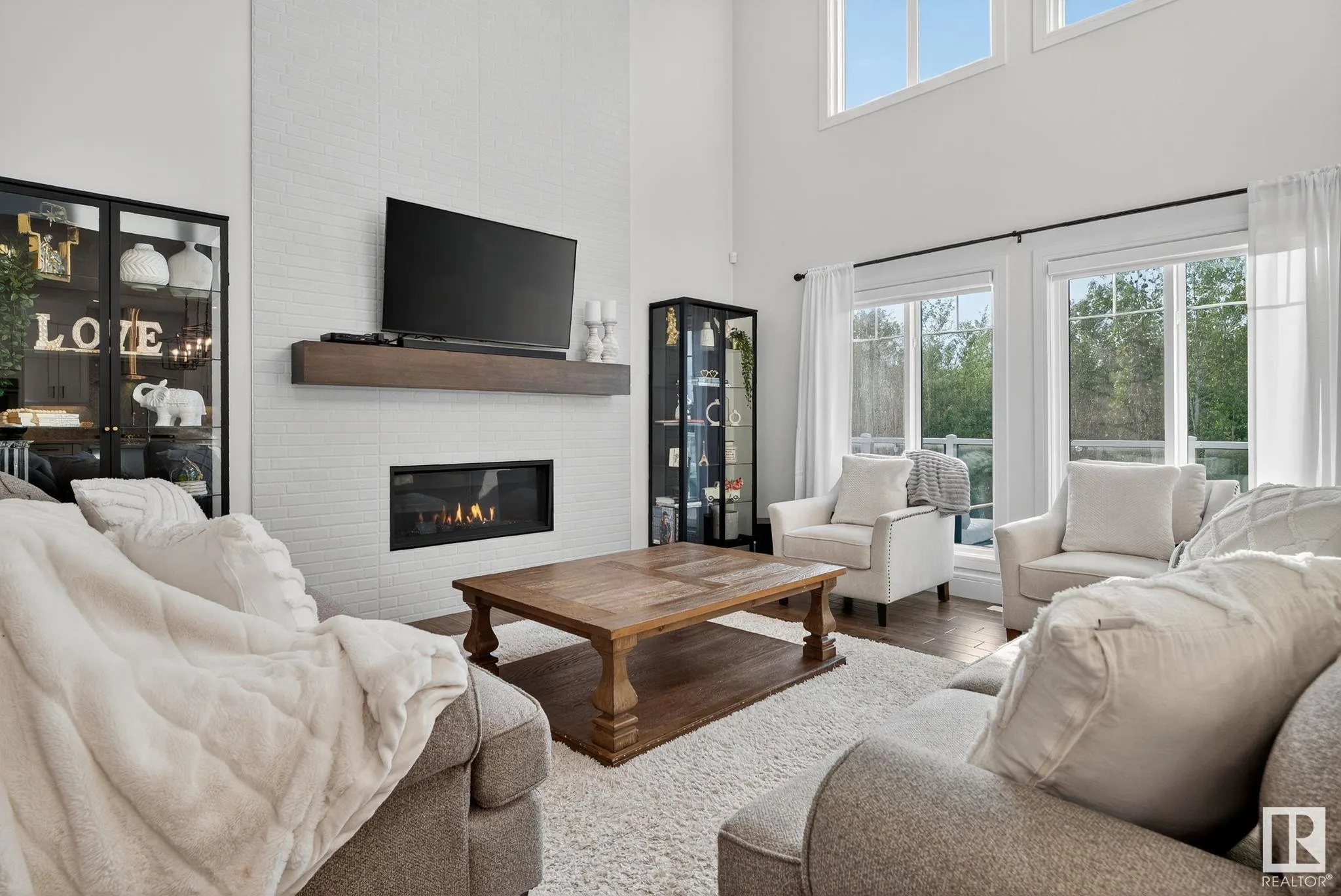 1750 TANAGER Close