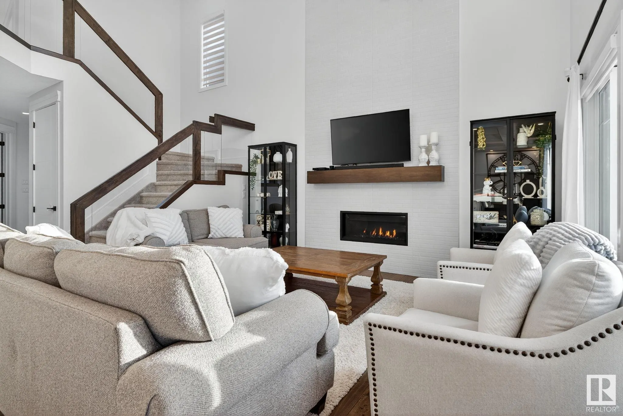 1750 TANAGER Close