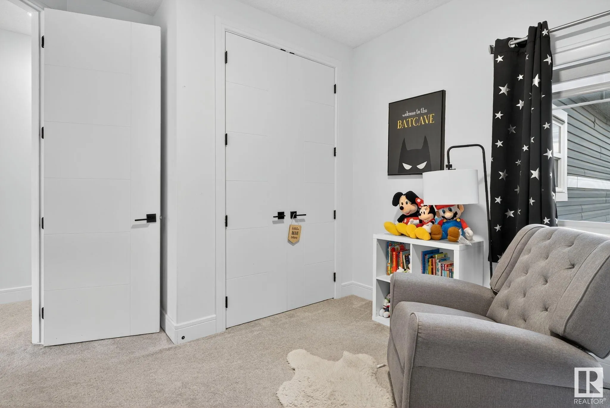 1750 TANAGER Close