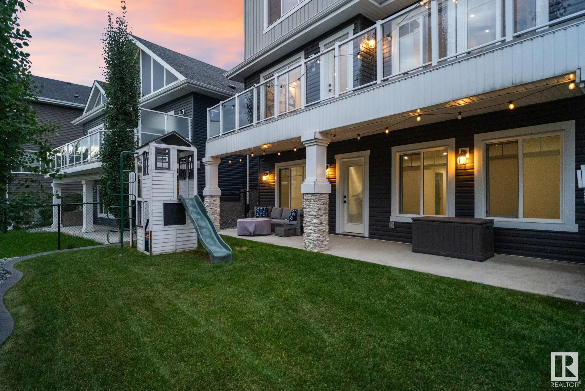 1750 TANAGER Close