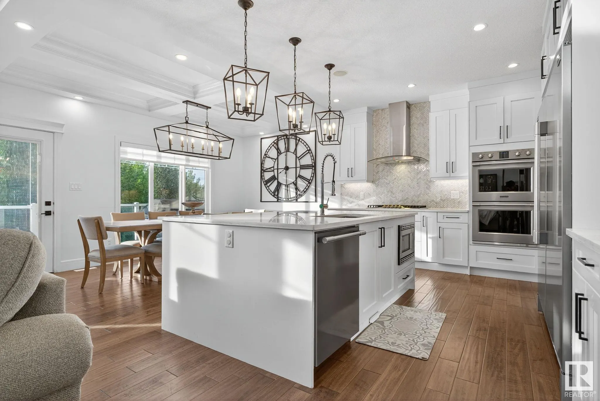 1750 TANAGER Close