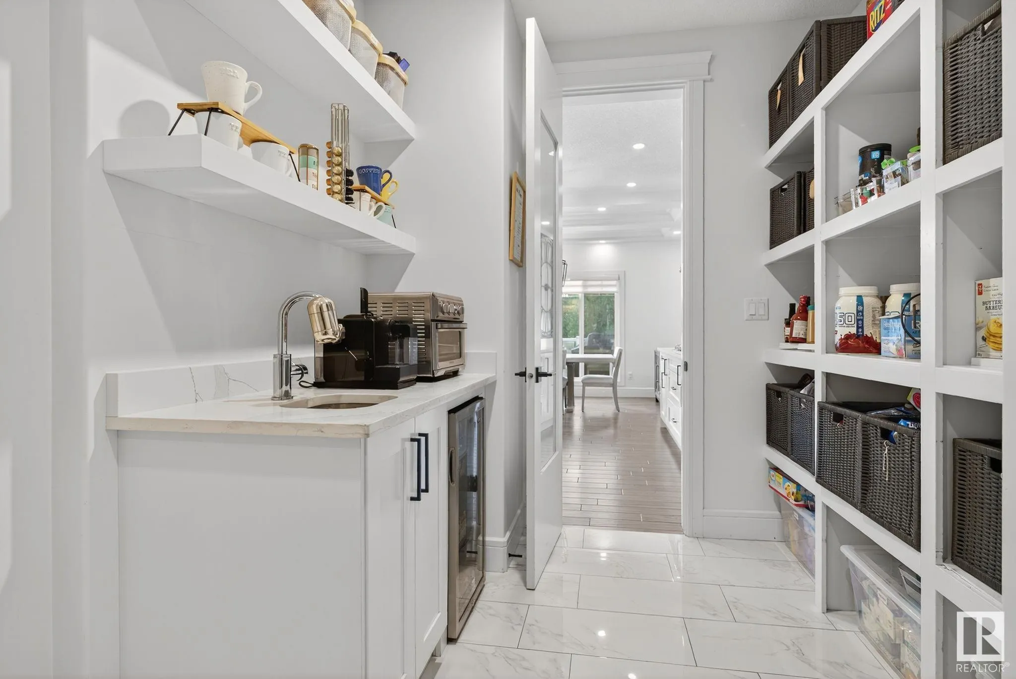 1750 TANAGER Close