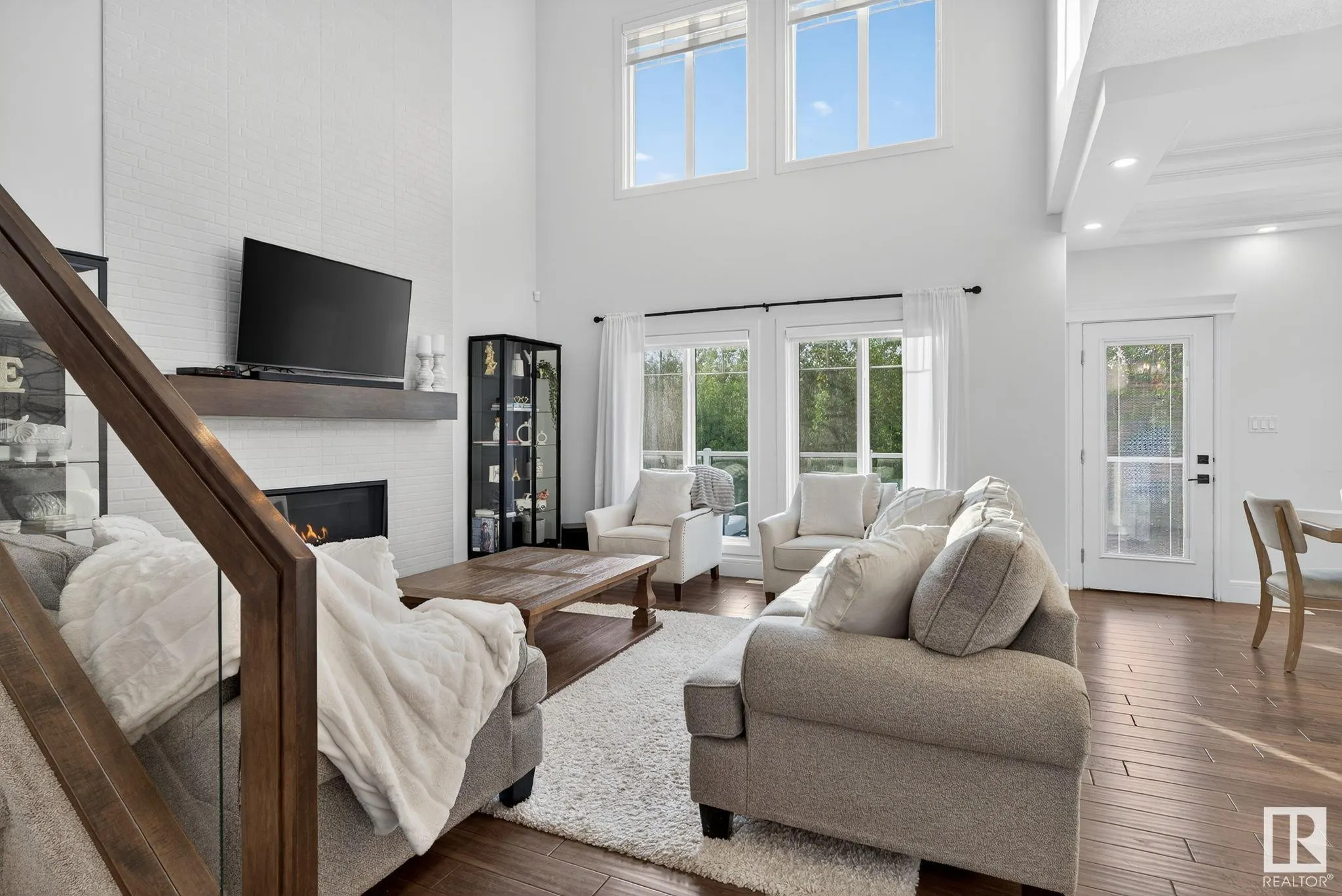 1750 TANAGER Close