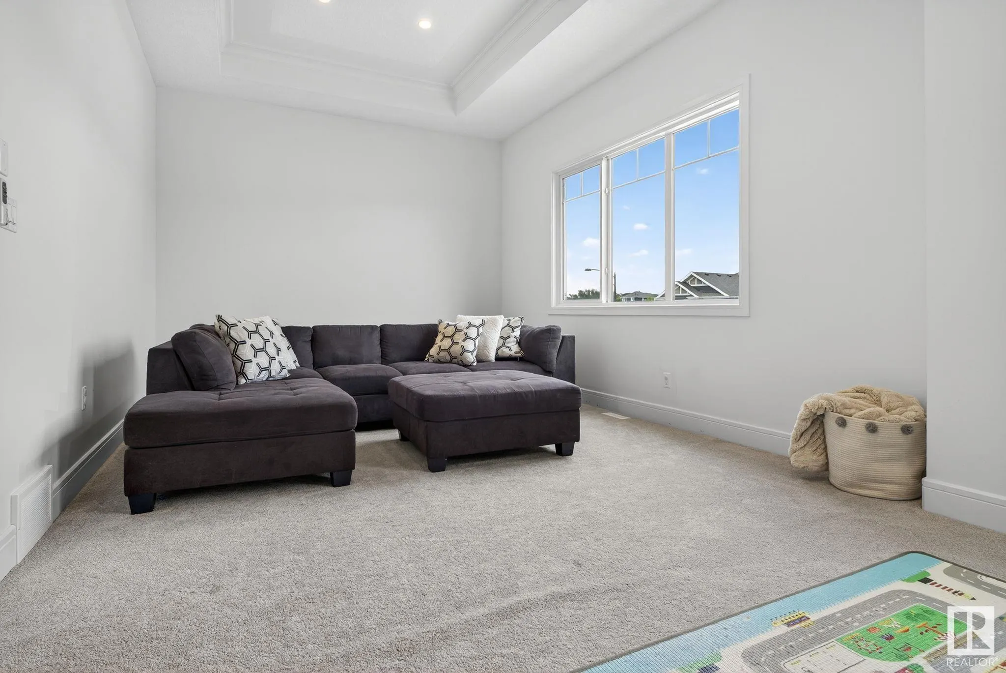 1750 TANAGER Close