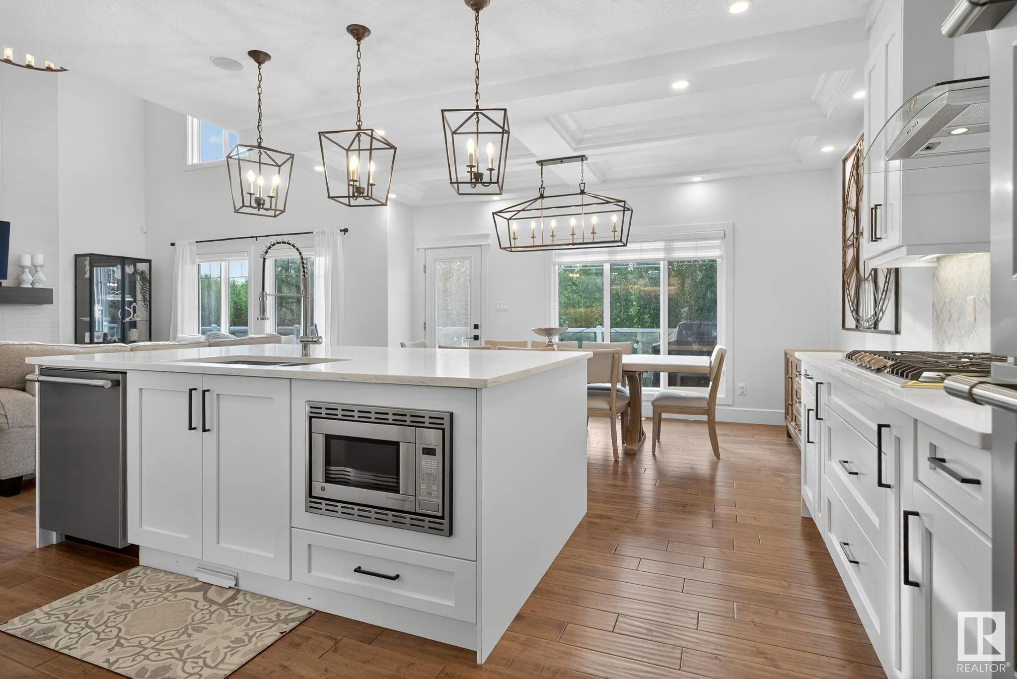 1750 TANAGER Close