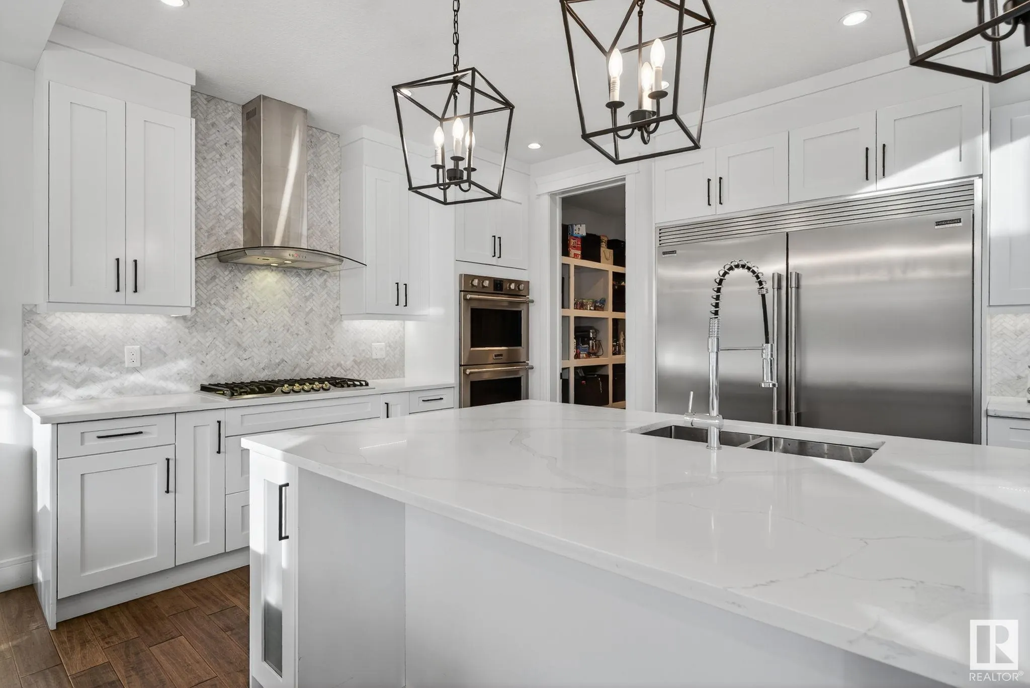 1750 TANAGER Close