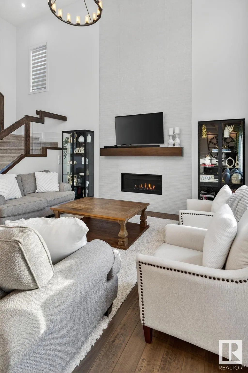 1750 TANAGER Close
