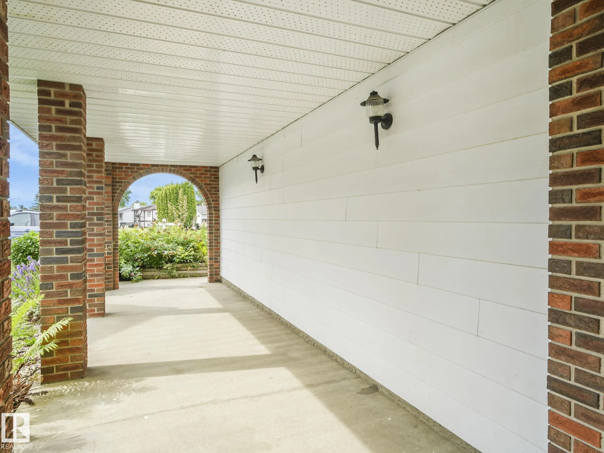 10206 173A Avenue