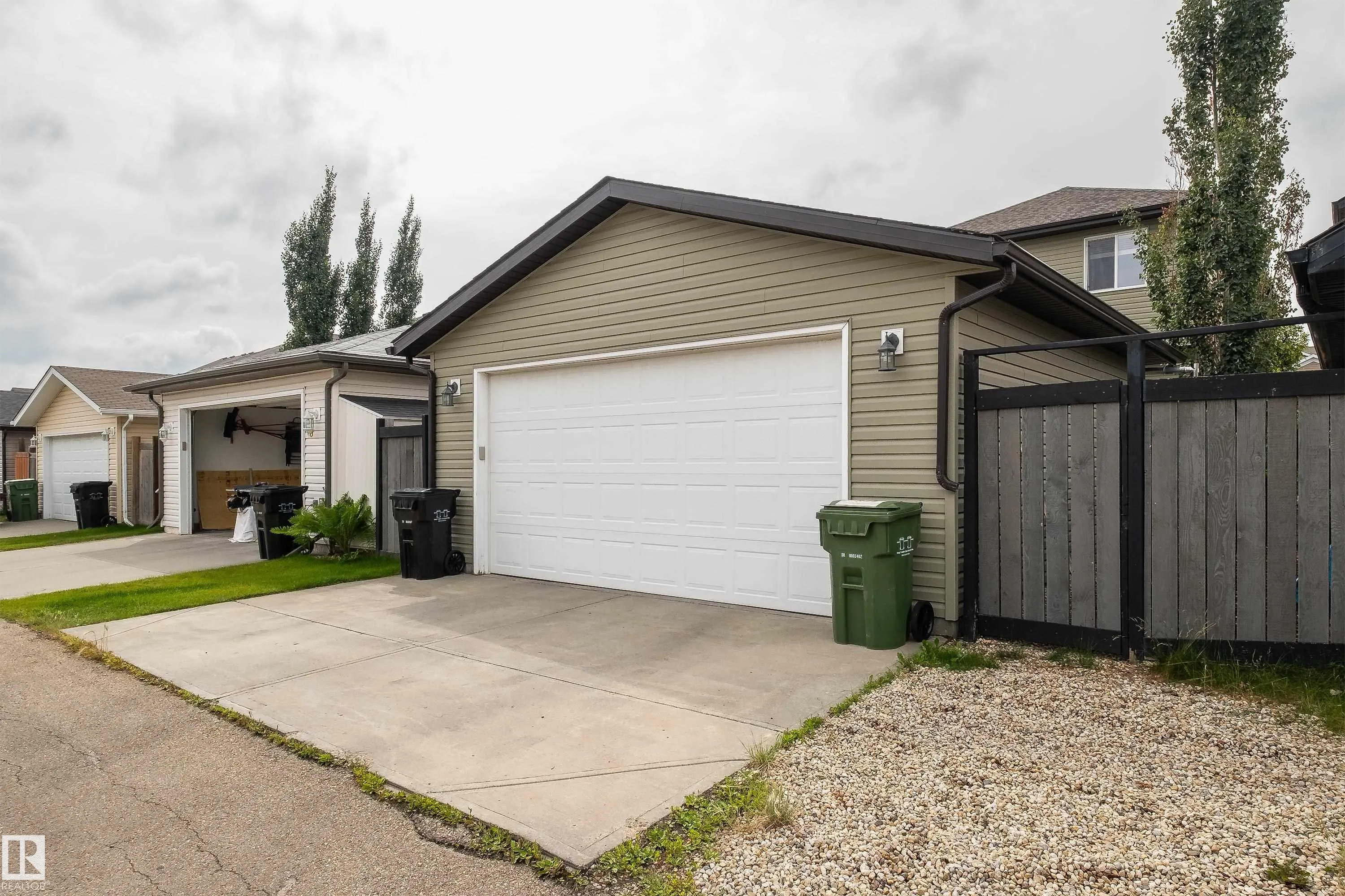 80 Keystone Crescent