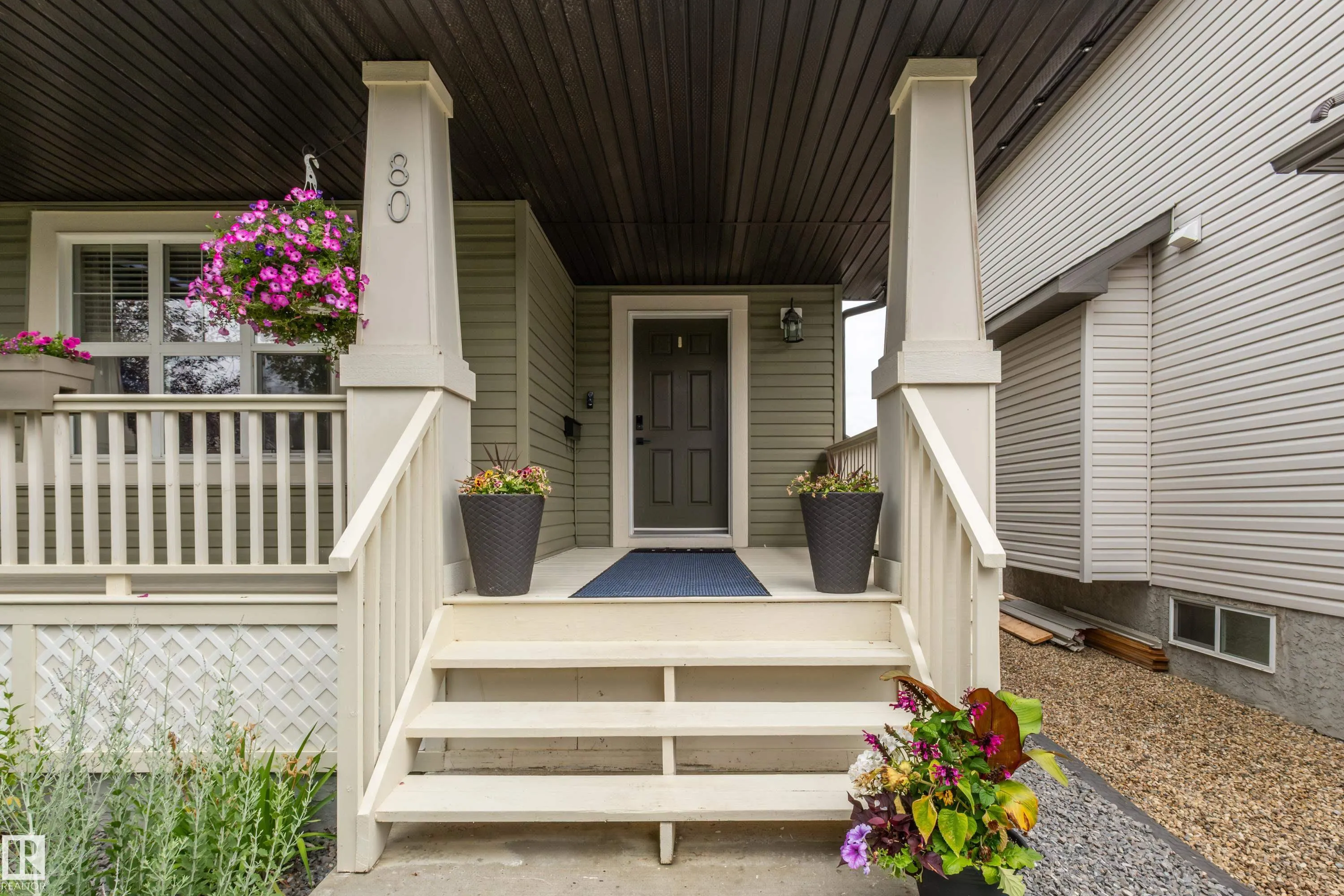 80 Keystone Crescent