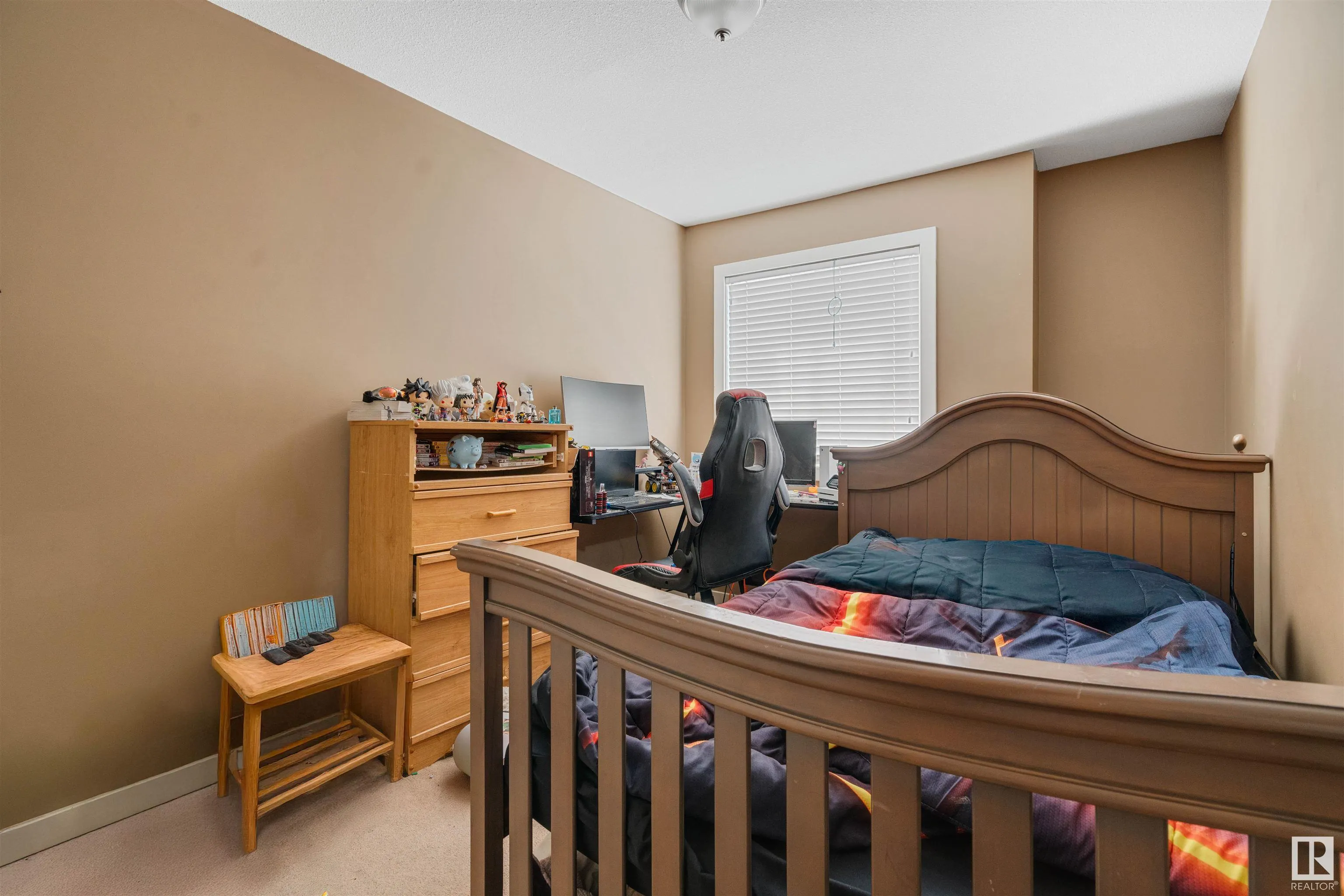 109 SANDSTONE Estates