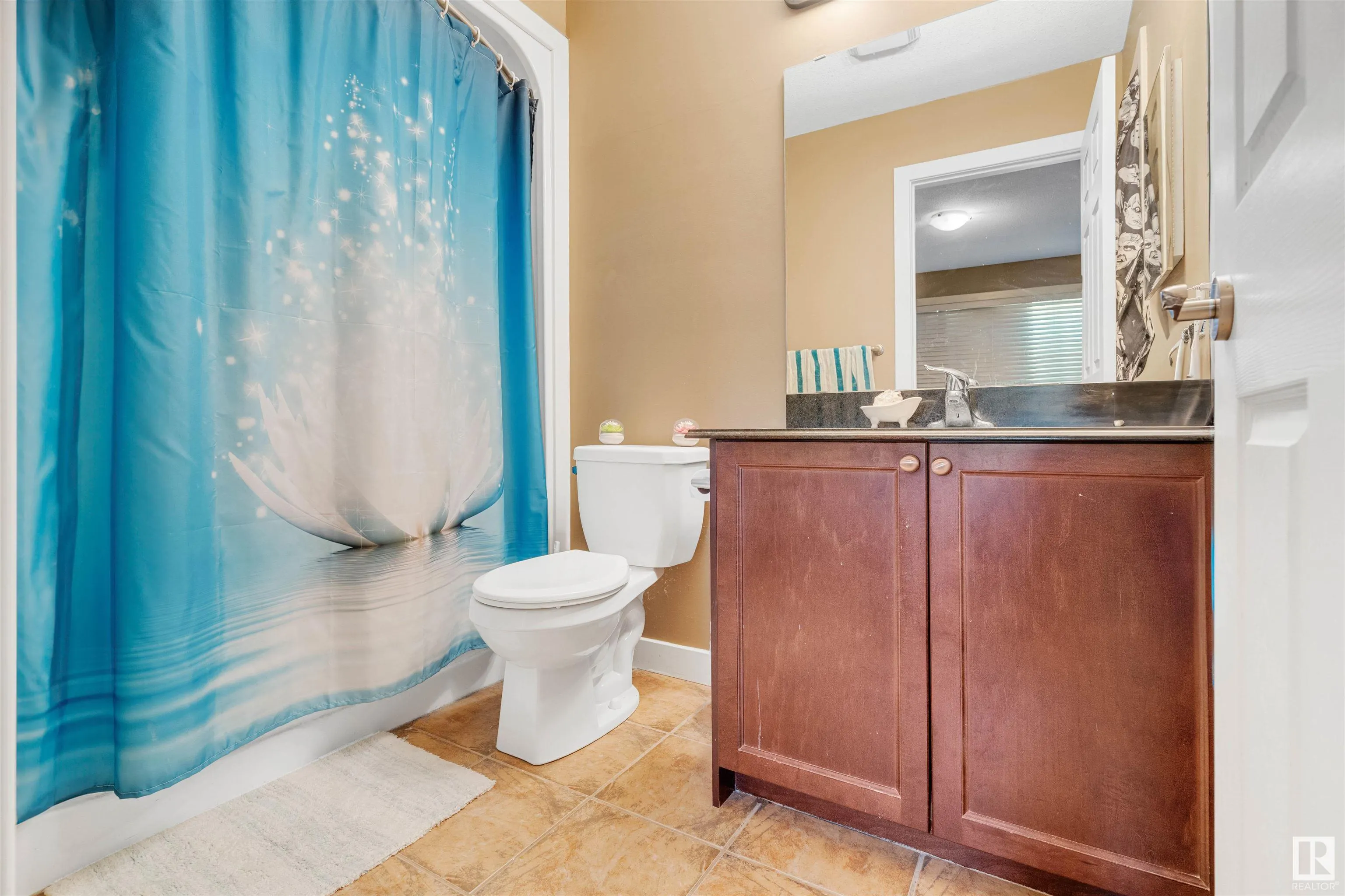 109 SANDSTONE Estates