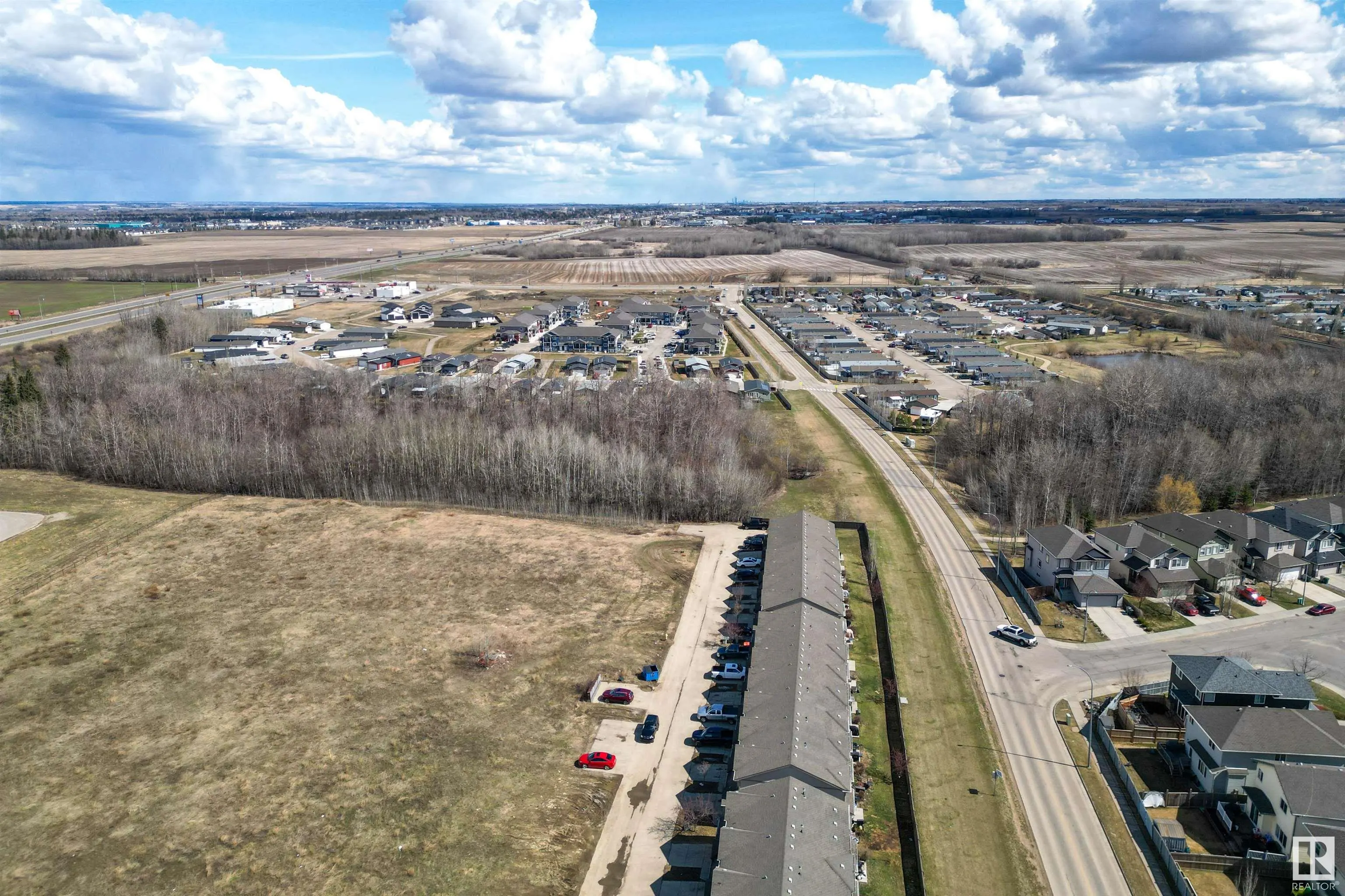 109 SANDSTONE Estates
