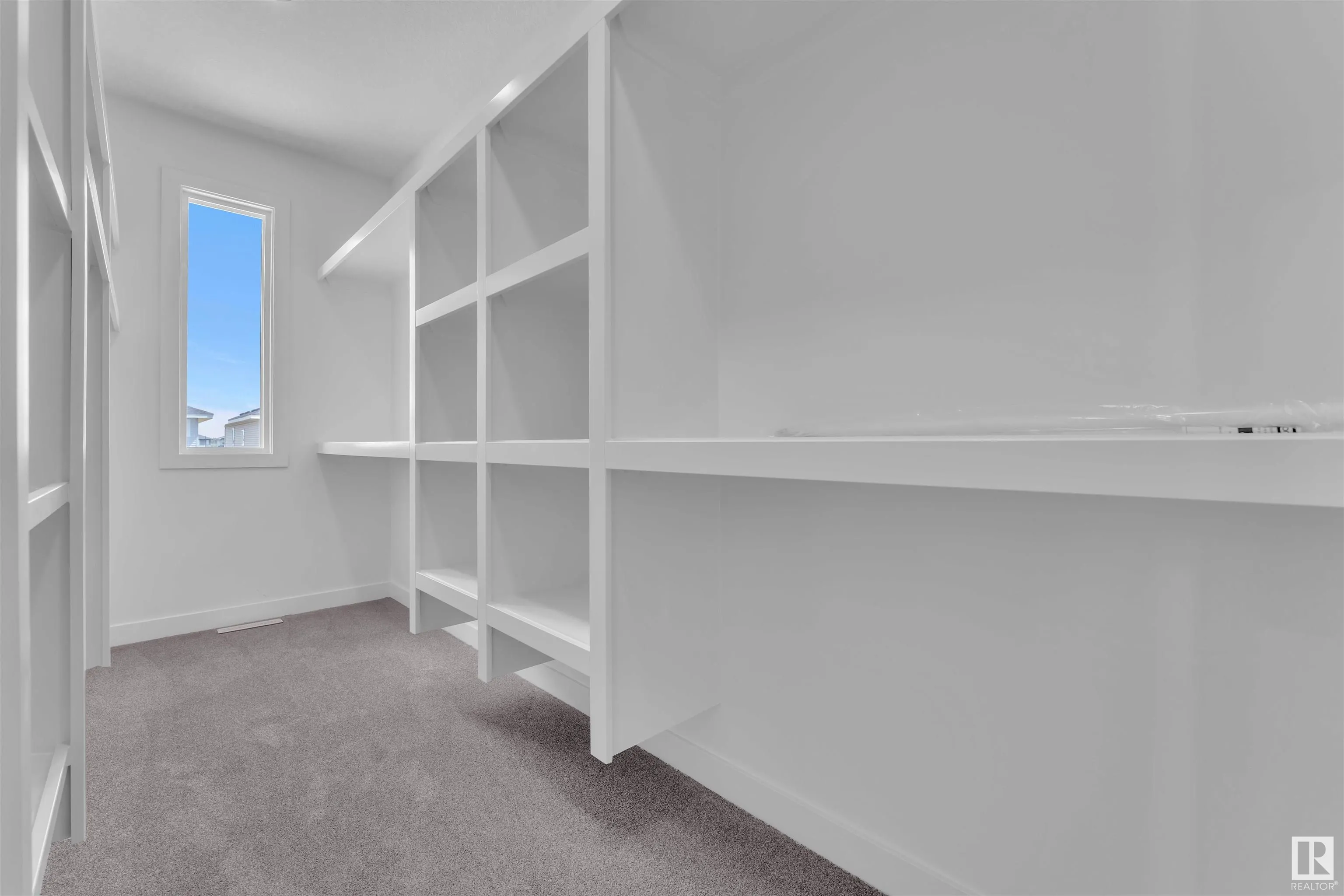 97 ELDRIDGE Point(e)