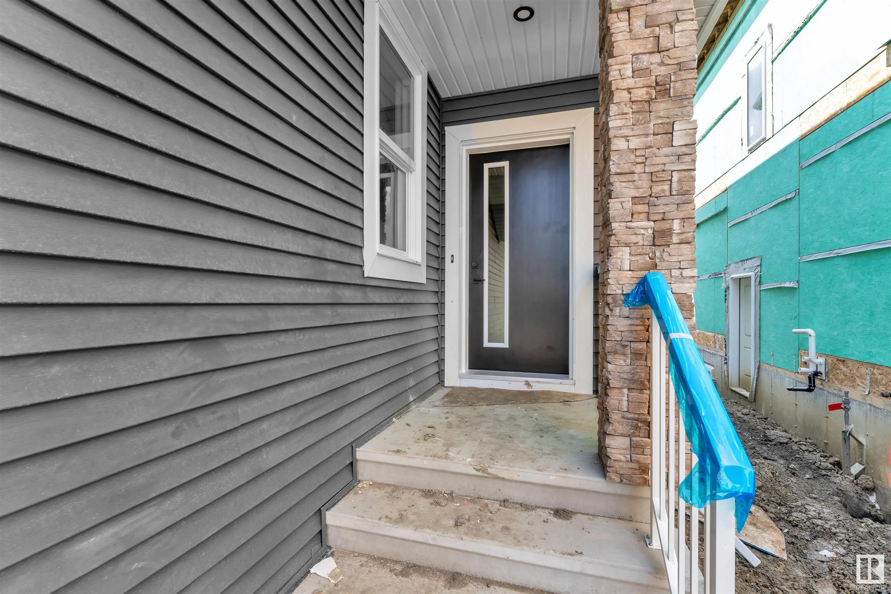 97 ELDRIDGE Point(e)