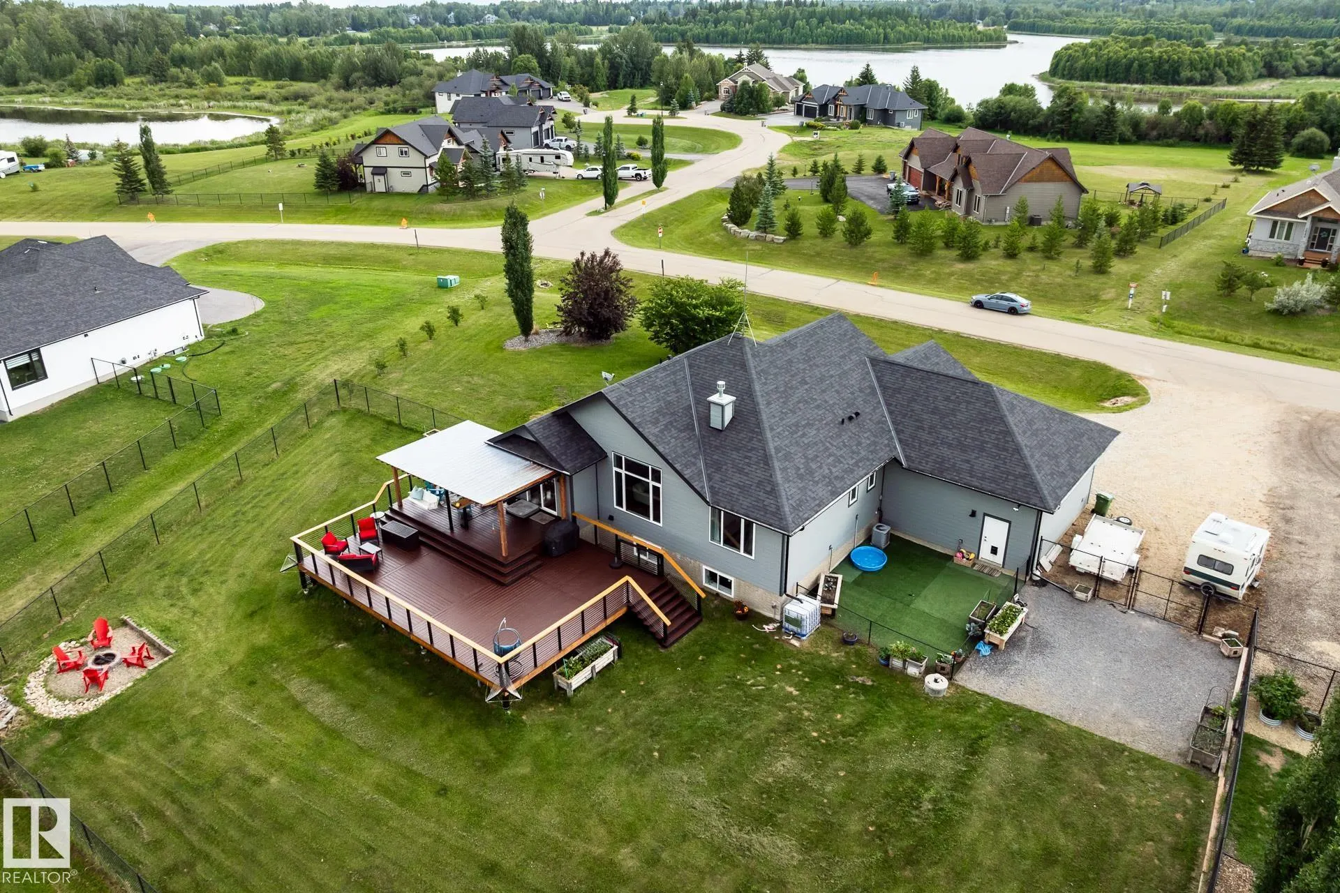 2035 SPRING Drive