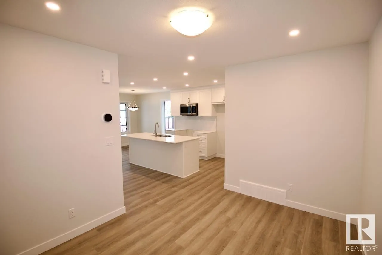 1045 HELEN LAVENDER LANE Lane