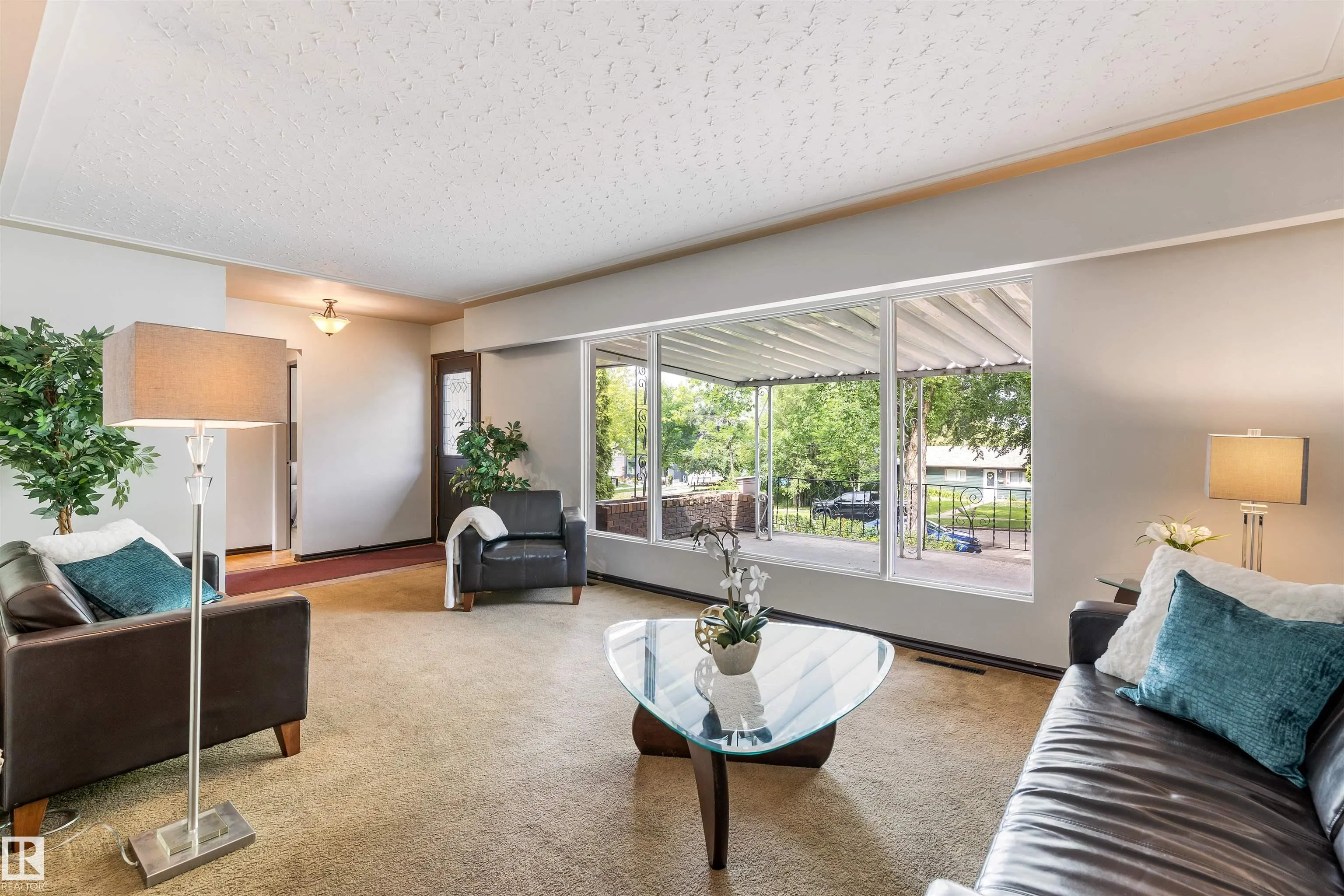 52 BELMONT Drive