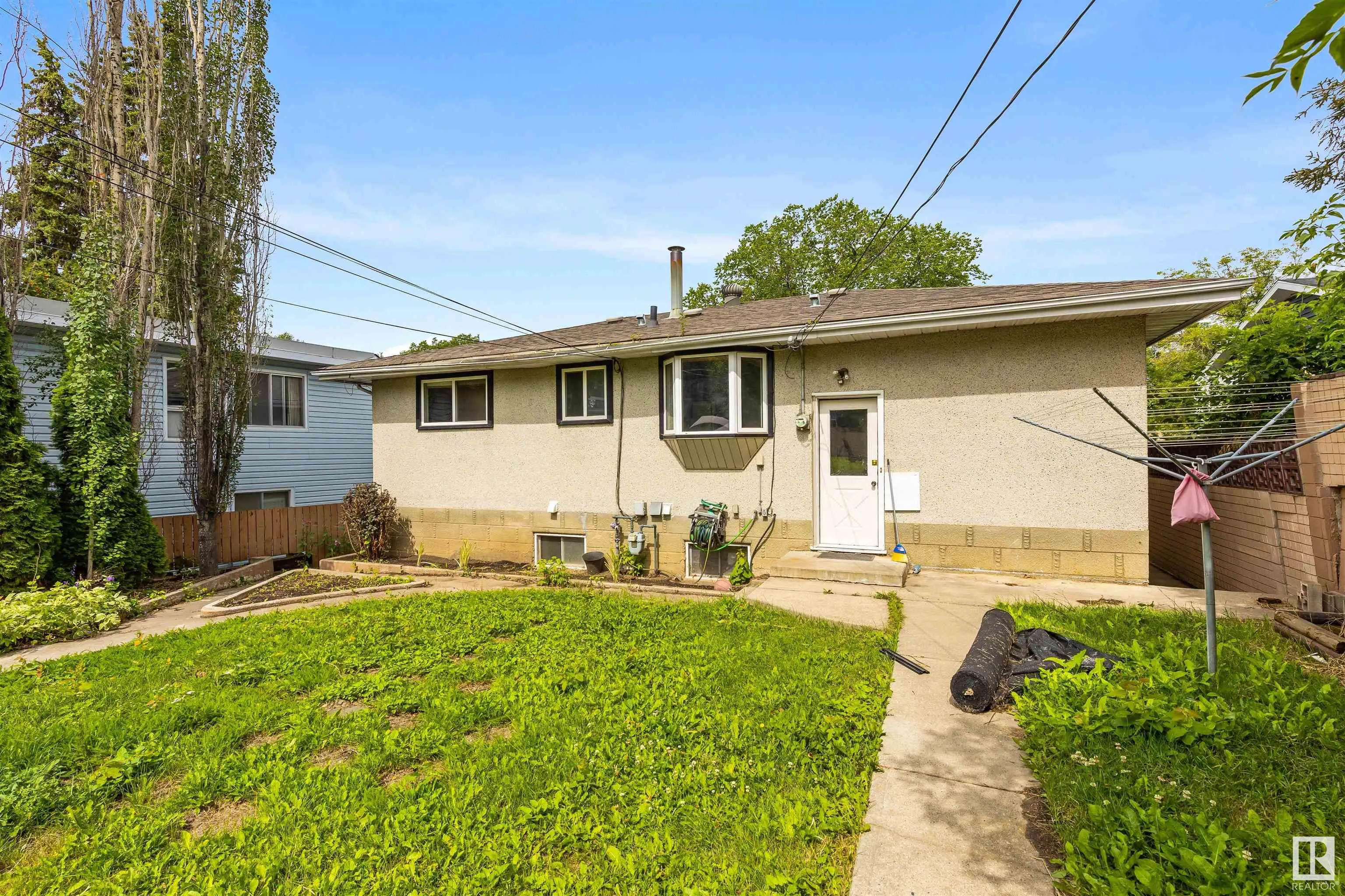 52 BELMONT Drive