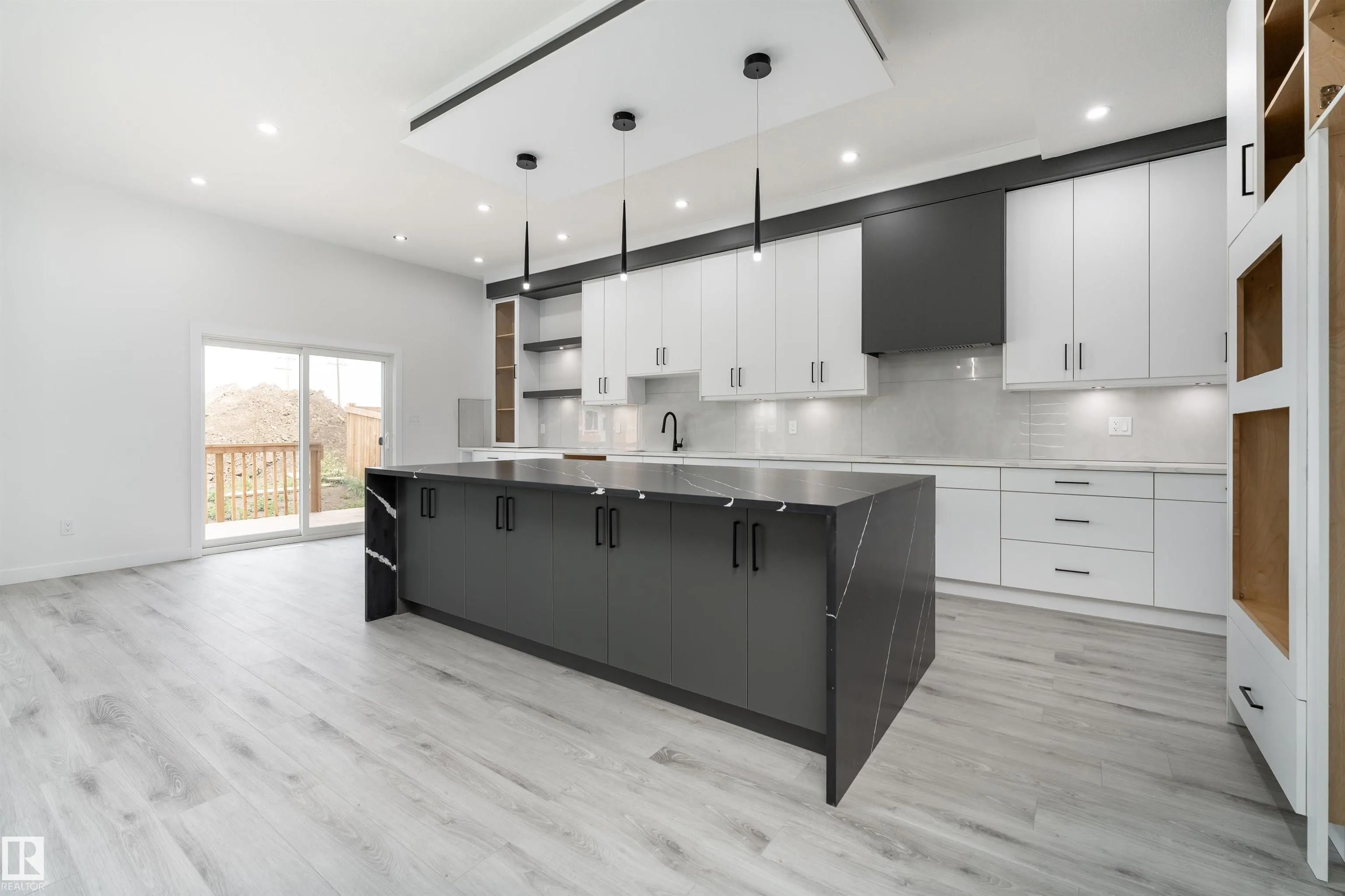 145 Graybriar Drive