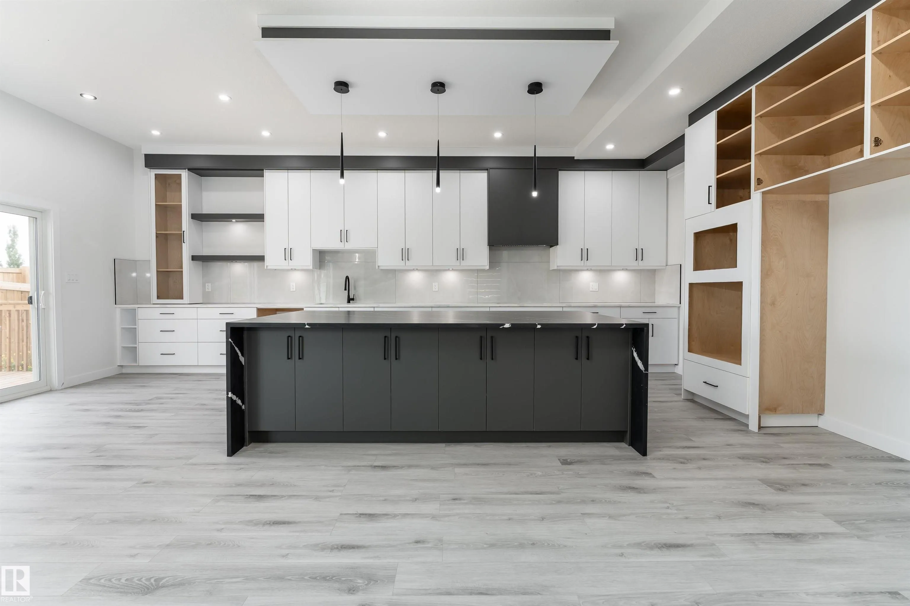 145 Graybriar Drive