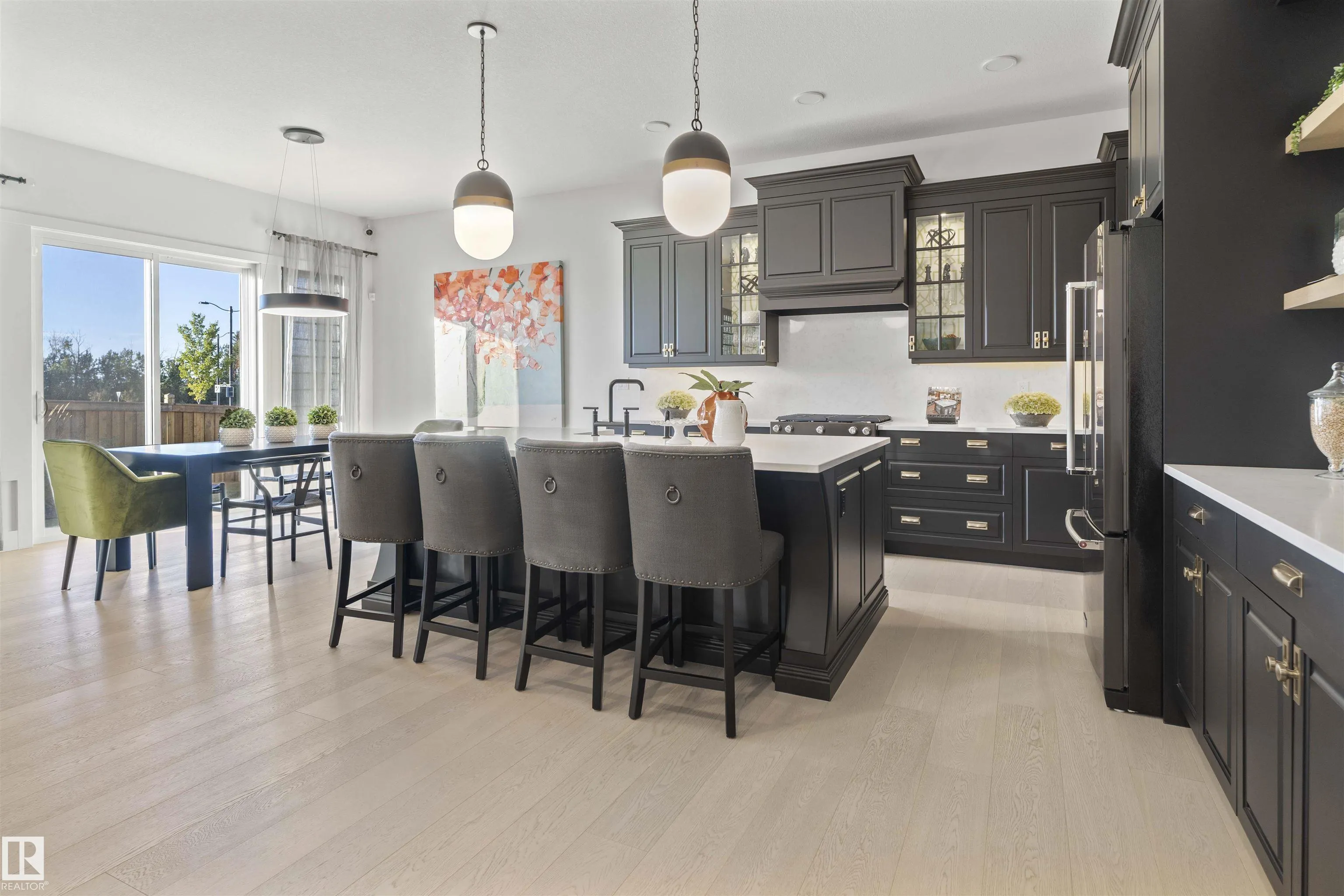 1493 Howes Crescent Crescent