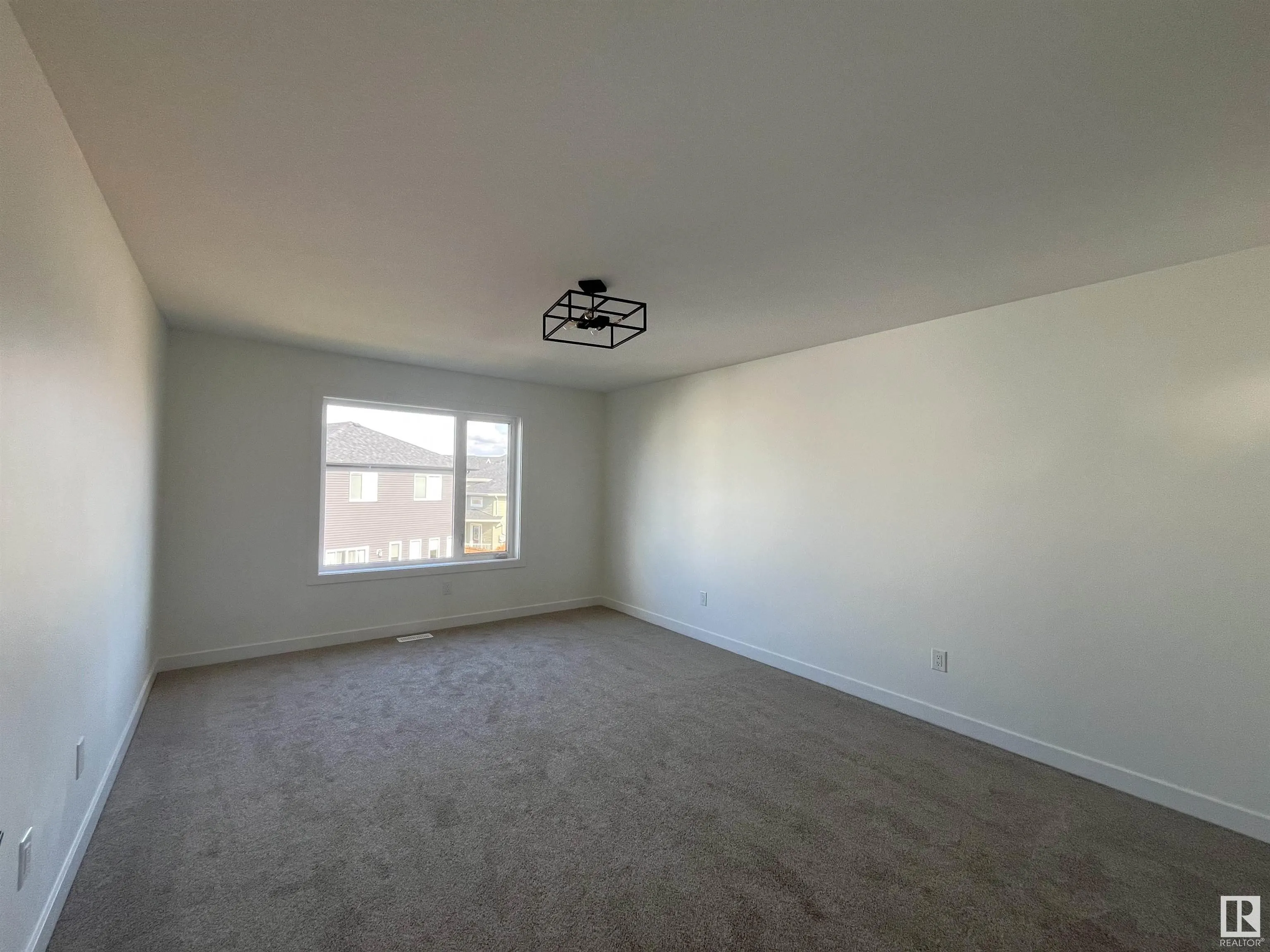 587 BOULDER Wynd