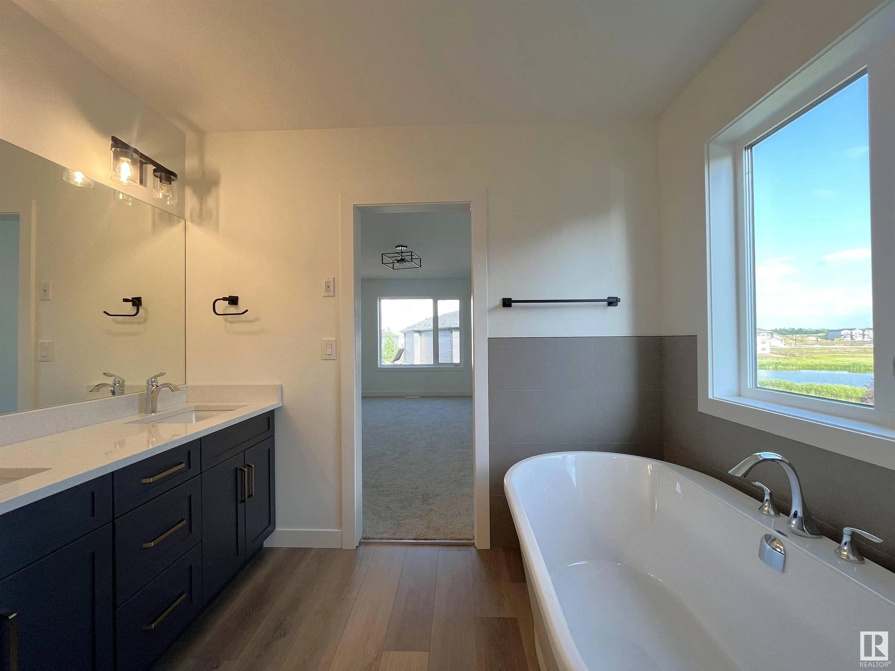 587 BOULDER Wynd