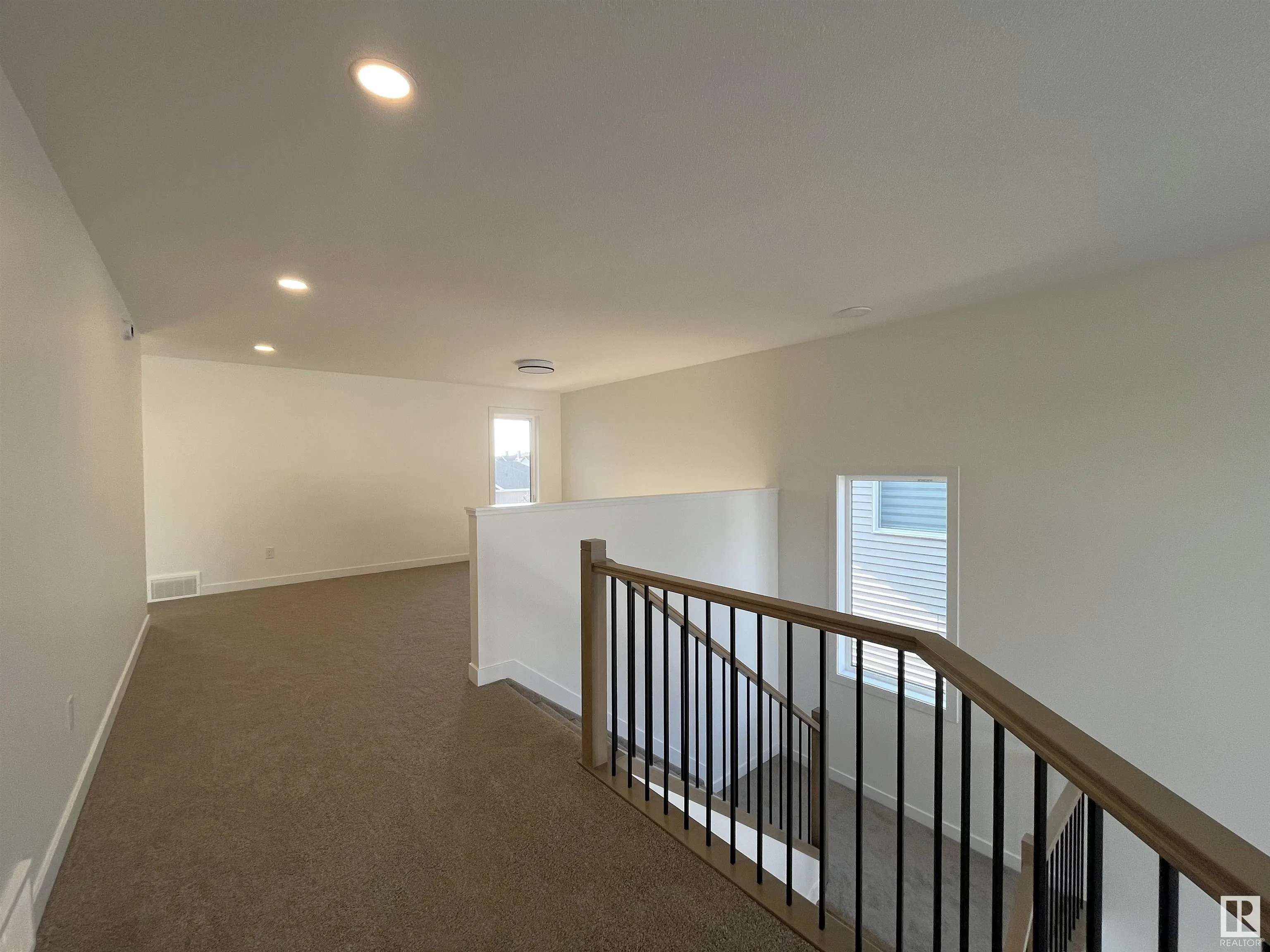 587 BOULDER Wynd