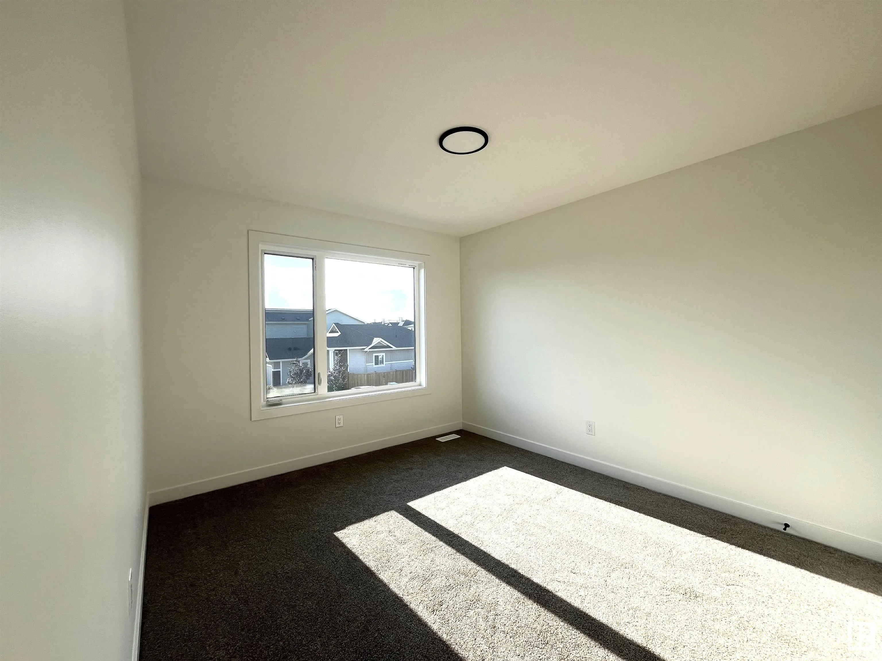 587 BOULDER Wynd