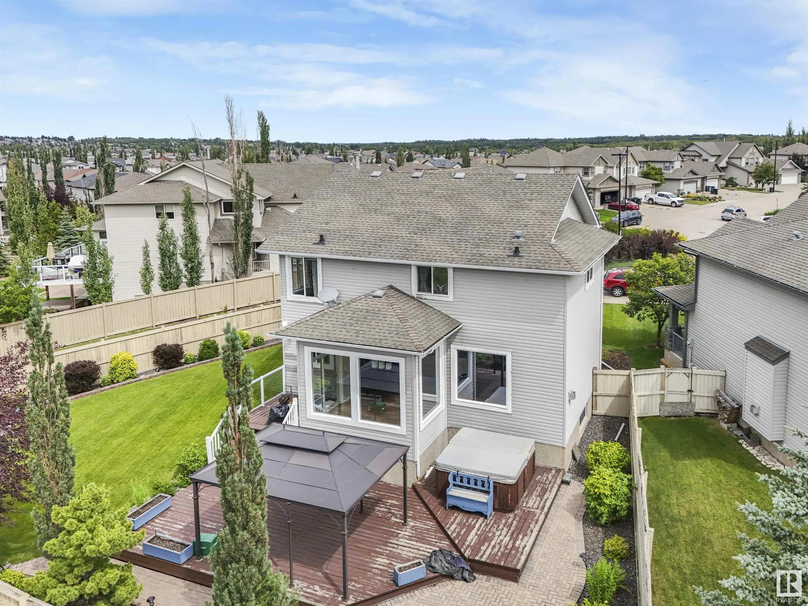55 RIDGELAND Point(e)