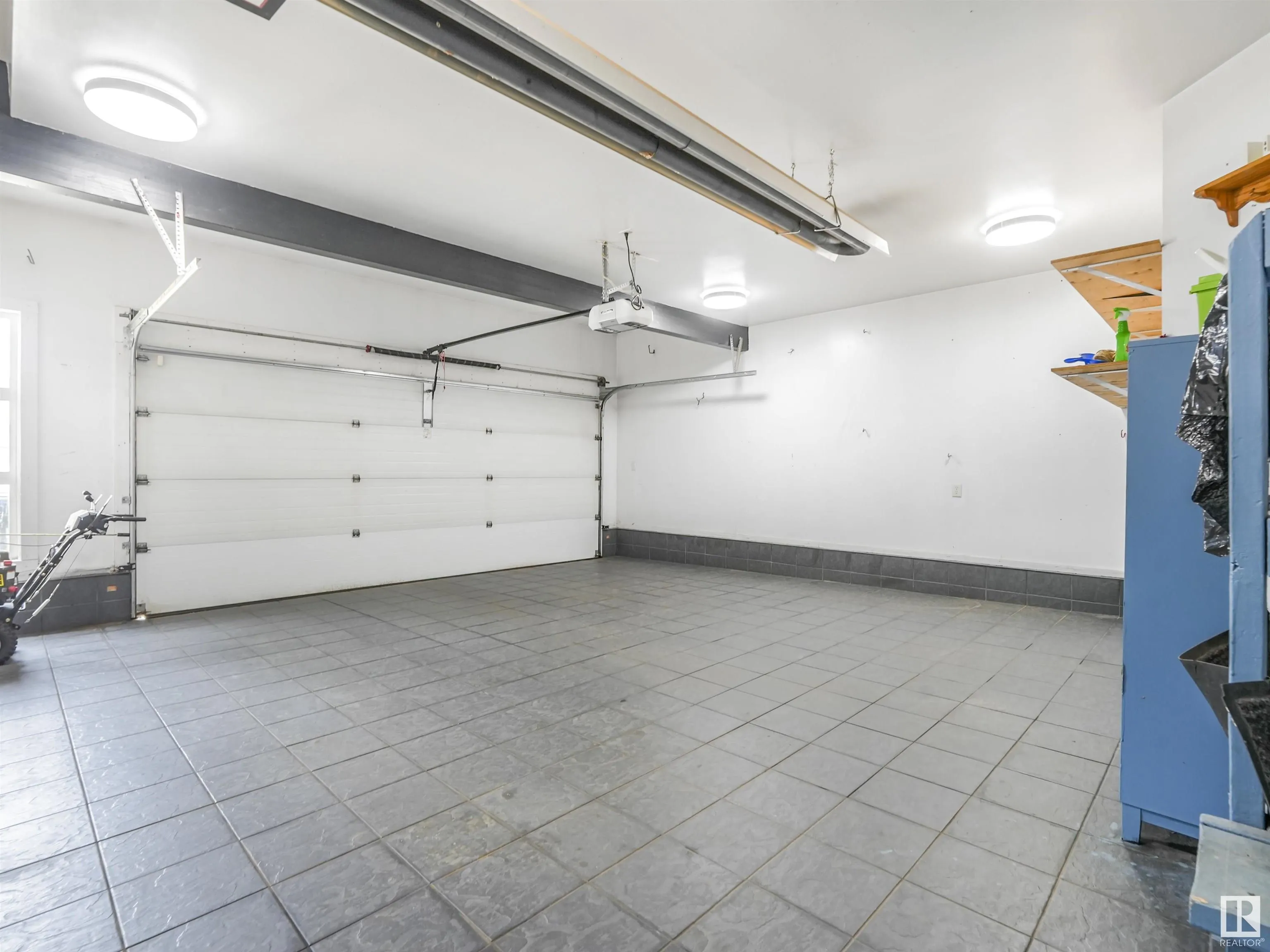 55 RIDGELAND Point(e)