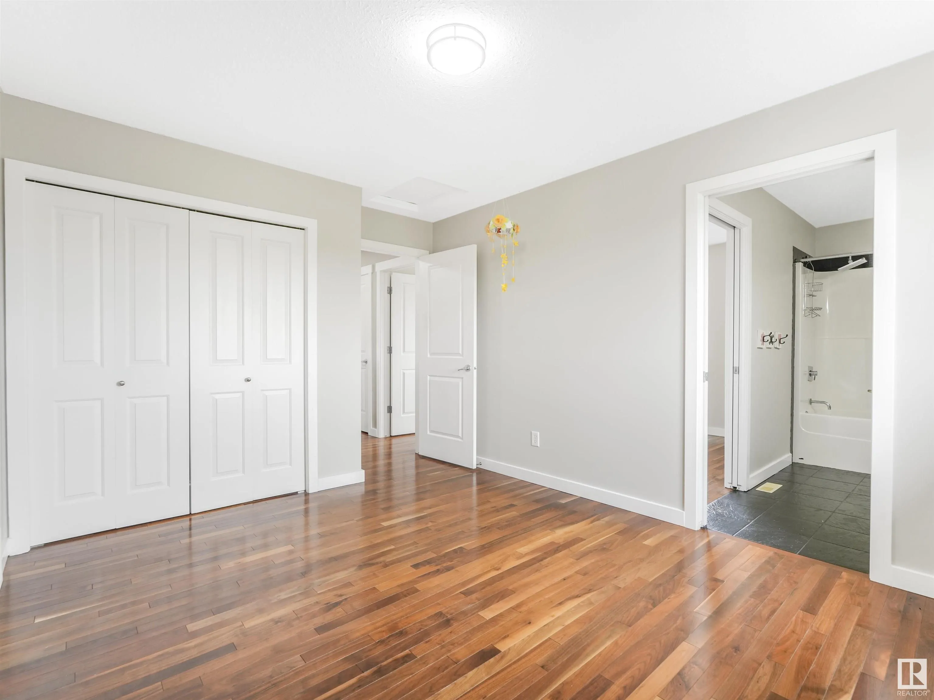 55 RIDGELAND Point(e)