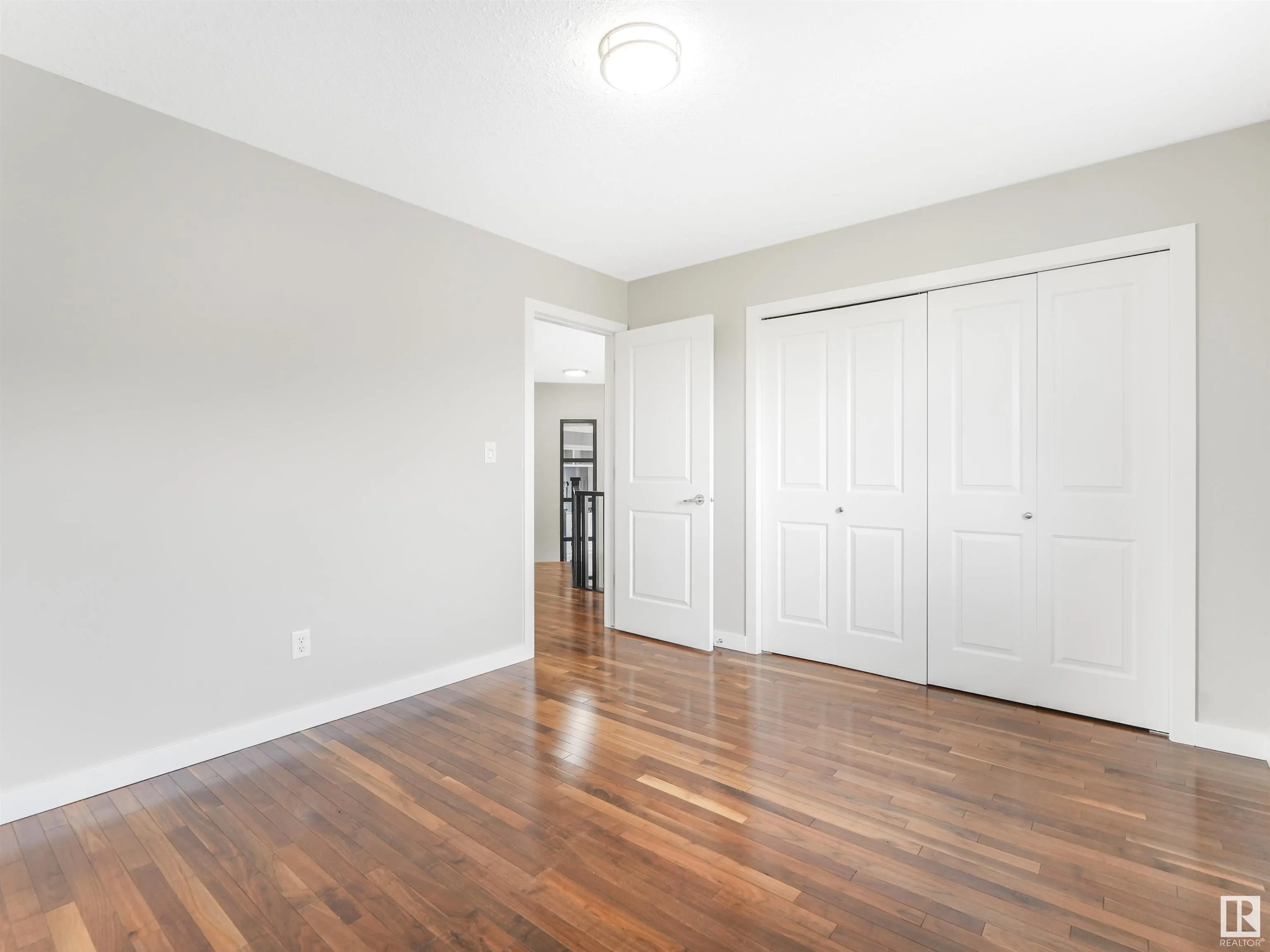 55 RIDGELAND Point(e)