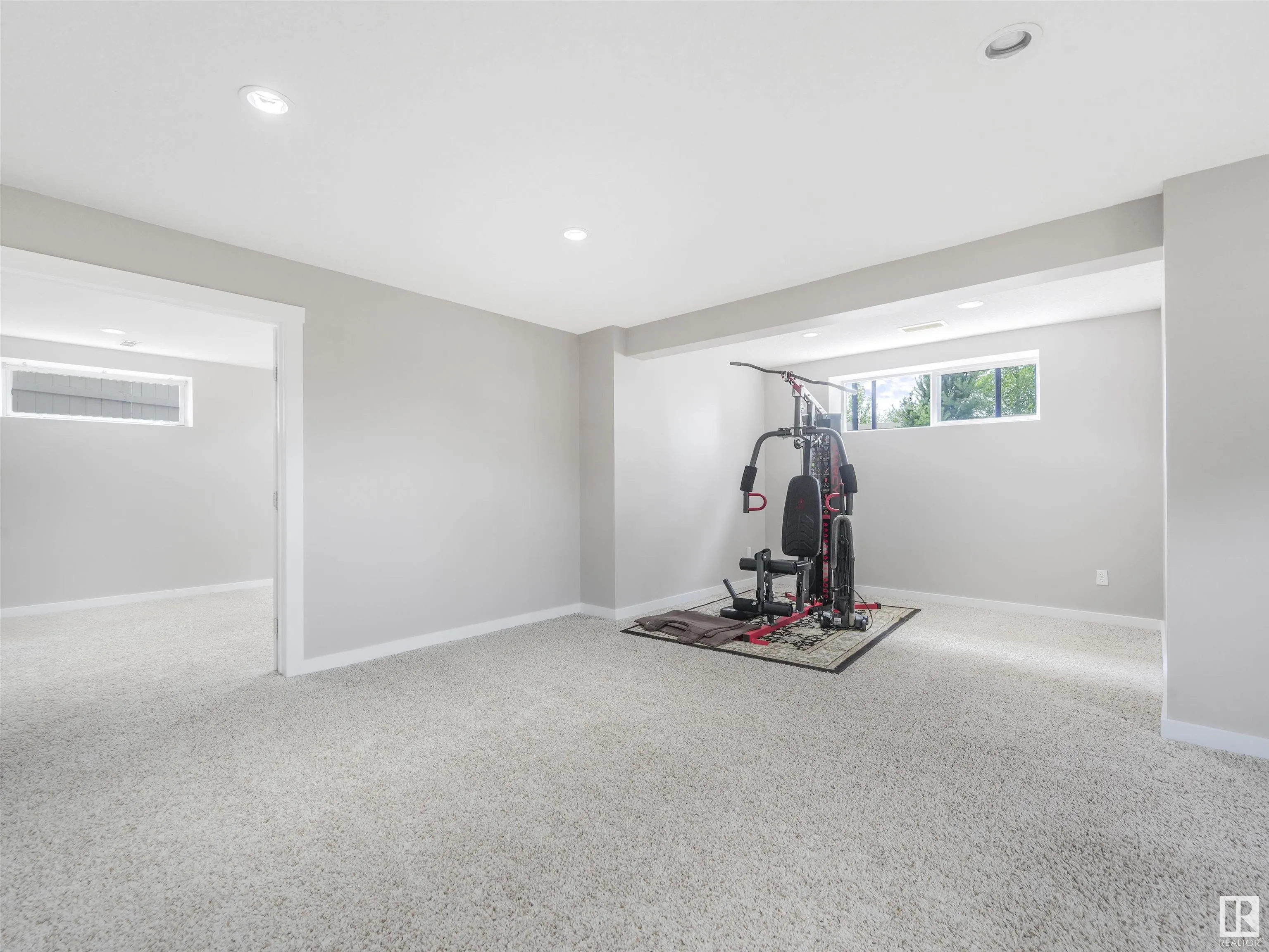 55 RIDGELAND Point(e)