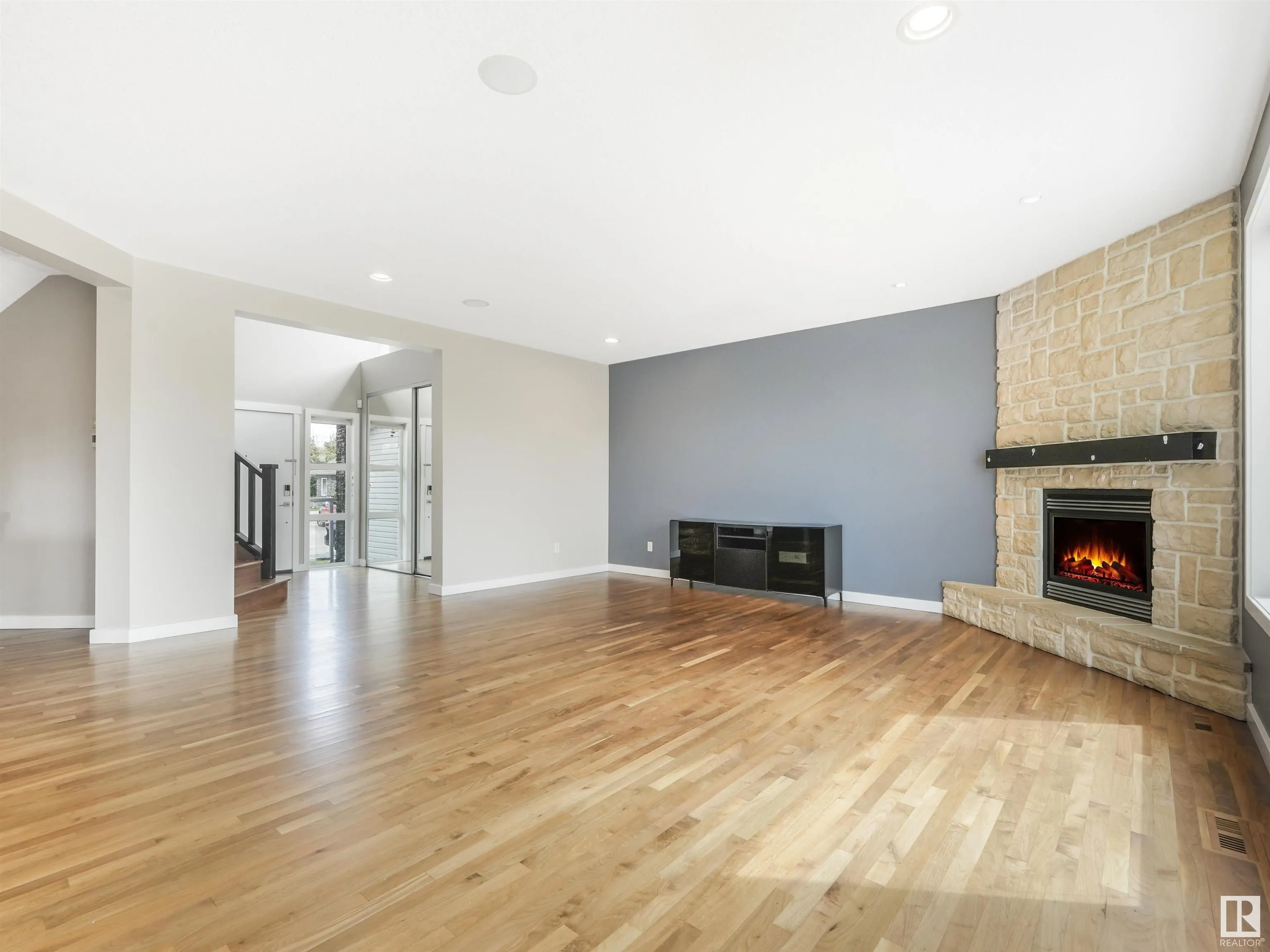 55 RIDGELAND Point(e)